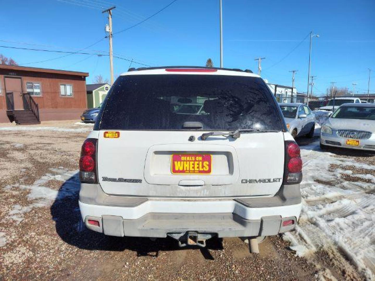 2003 Chevrolet TrailBlazer LS 4WD (1GNDT13S232) with an 4.2L L6 DOHC 24V engine, 4-Speed Automatic transmission, located at 4801 10th Ave S,, Great Falls, MT, 59405, 0.000000, 0.000000 - Photo#3