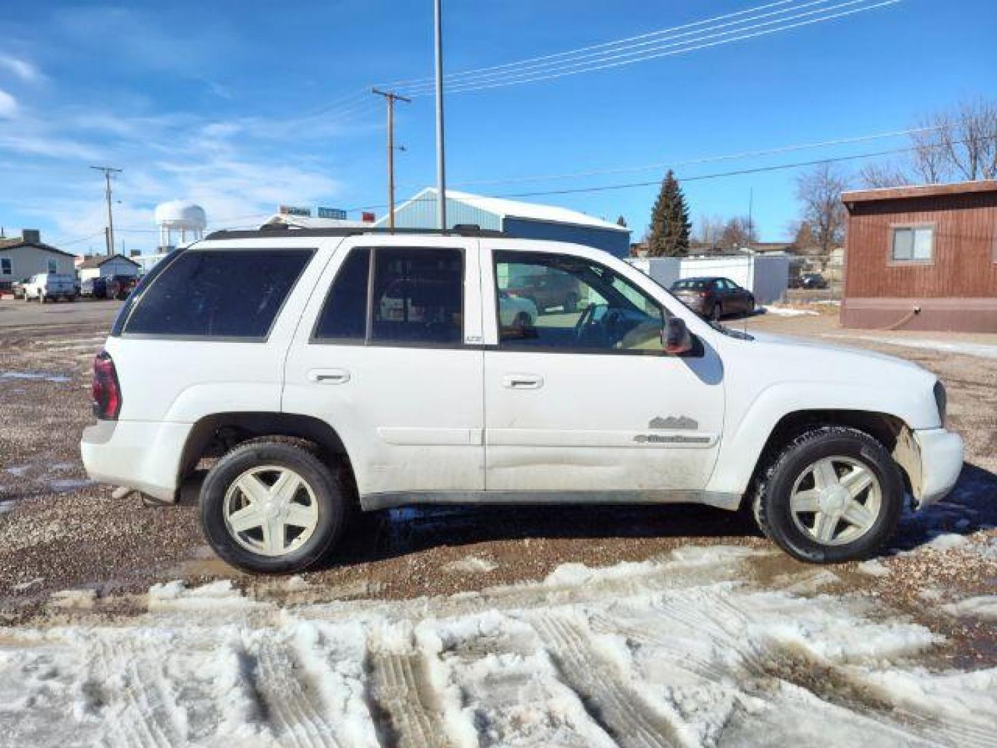 2003 Chevrolet TrailBlazer LS 4WD (1GNDT13S232) with an 4.2L L6 DOHC 24V engine, 4-Speed Automatic transmission, located at 4801 10th Ave S,, Great Falls, MT, 59405, 0.000000, 0.000000 - Photo#5