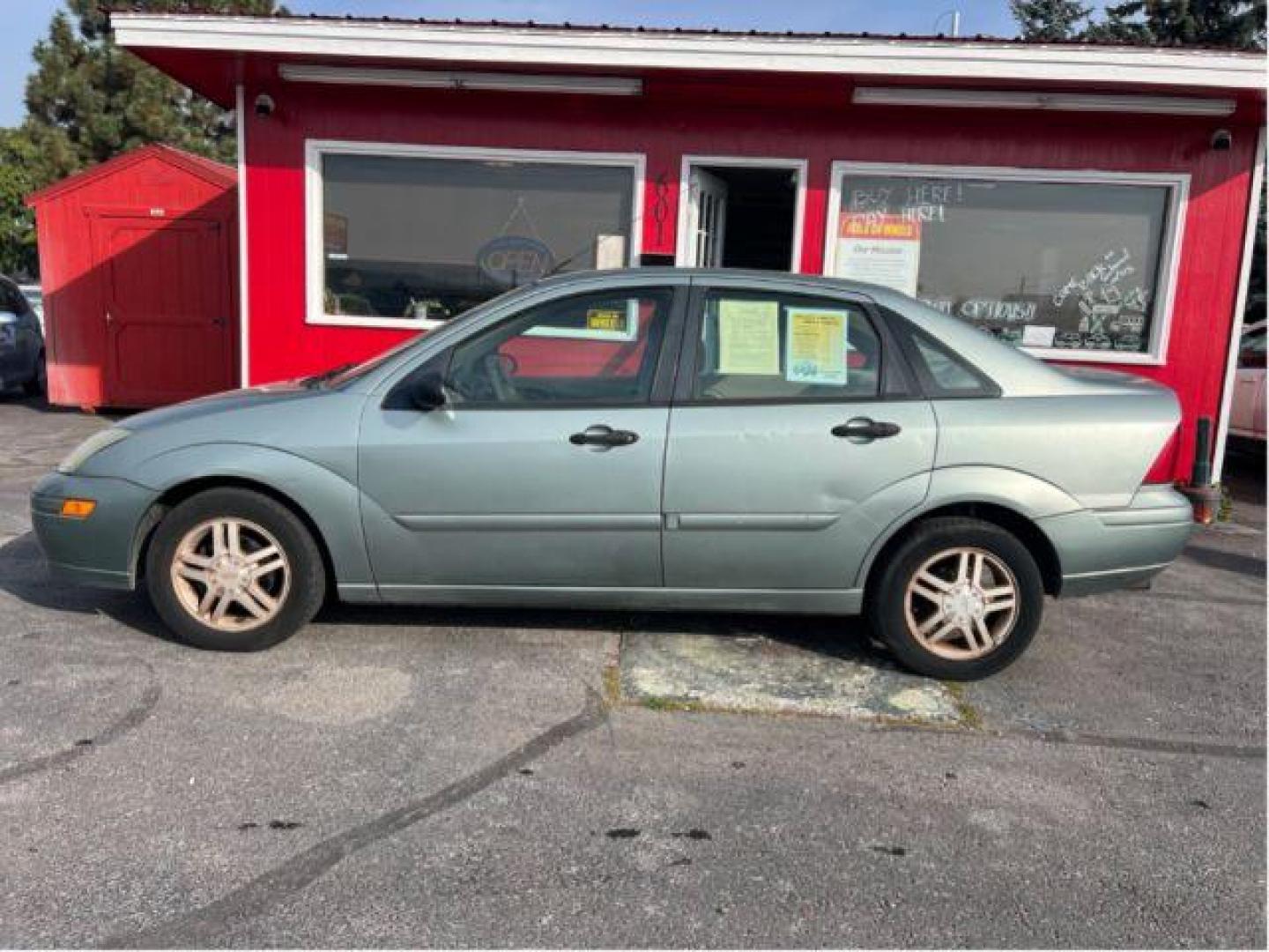 2003 Ford Focus SE (1FAHP34P03W) with an 2.0L L4 SOHC 8V engine, located at 601 E. Idaho St., Kalispell, MT, 59901, 0.000000, 0.000000 - Photo#1