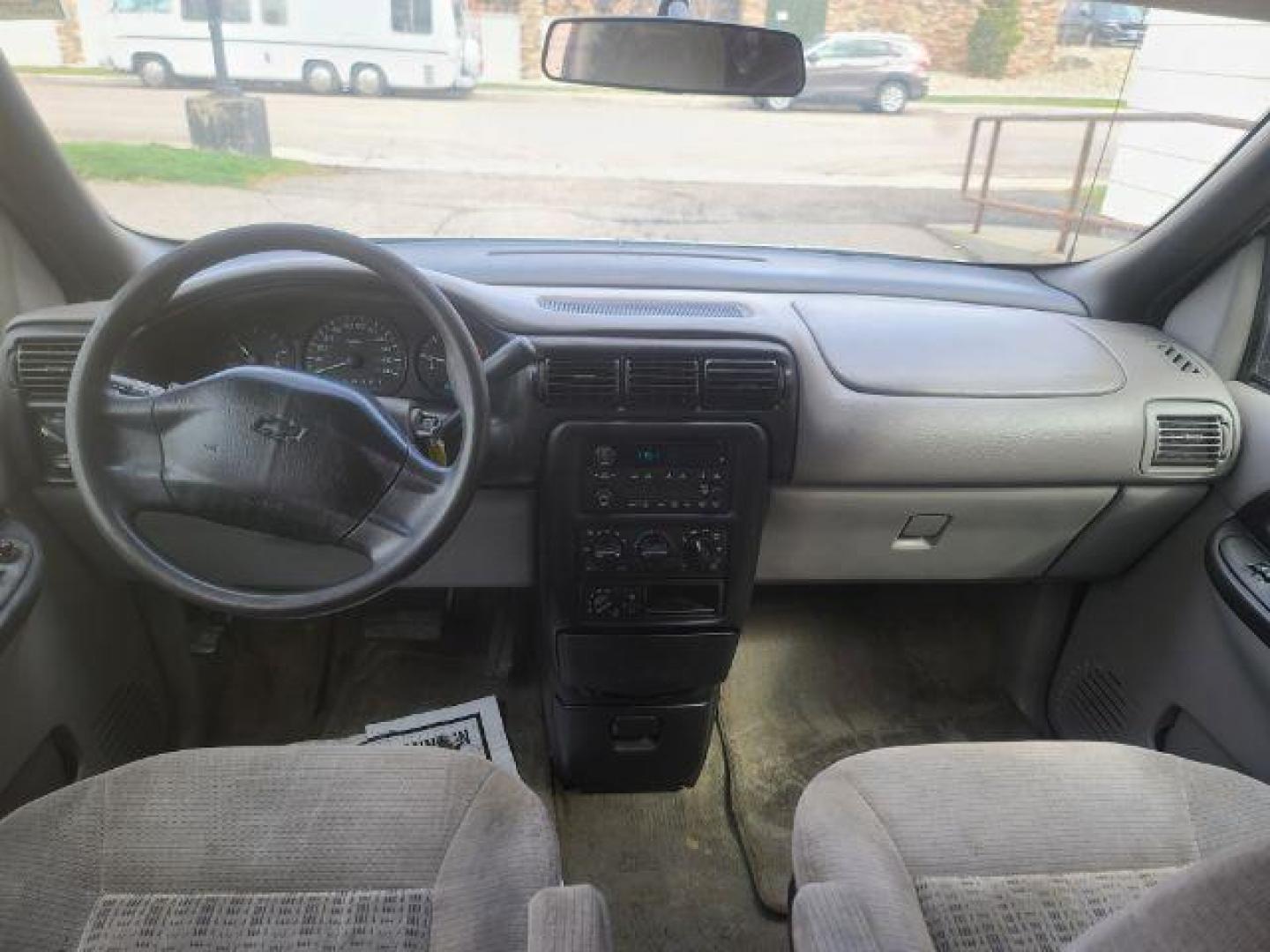 2004 Chevrolet Venture LS Ext. (1GNDX03E84D) with an 3.4L V6 OHV 12V engine, 4-Speed Automatic transmission, located at 1800 West Broadway, Missoula, 59808, (406) 543-1986, 46.881348, -114.023628 - Photo#7