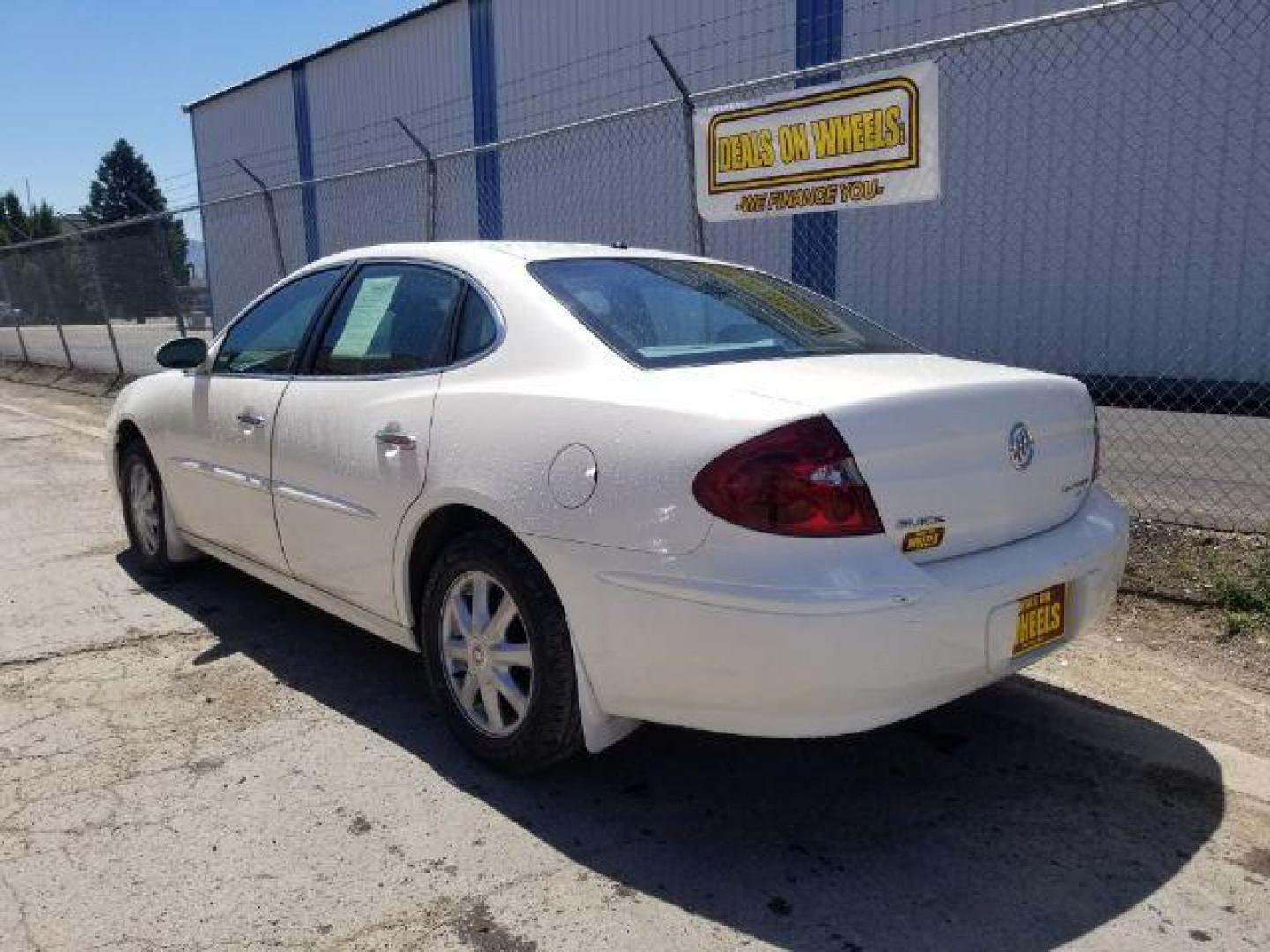 2005 Buick LaCrosse CXL (2G4WD532651) with an 3.8L V6 OHV 12V engine, 4-Speed Automatic transmission, located at 4801 10th Ave S,, Great Falls, MT, 59405, 0.000000, 0.000000 - Photo#3