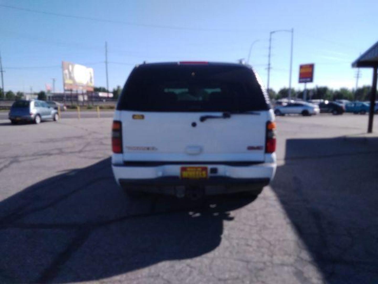 2005 GMC Yukon Denali XL (1GKFK66U55J) with an 6.0L V8 OHV 16V engine, 4-Speed Automatic transmission, located at 4047 Montana Ave., Billings, MT, 59101, 45.770847, -108.529800 - Photo#5