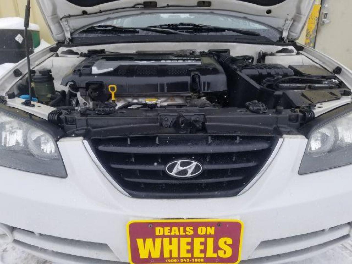 2005 Hyundai Elantra GLS 4-Door (KMHDN46DX5U) with an 2.0L L4 DOHC 16V engine, located at 1821 N Montana Ave., Helena, MT, 59601, 0.000000, 0.000000 - Photo#14