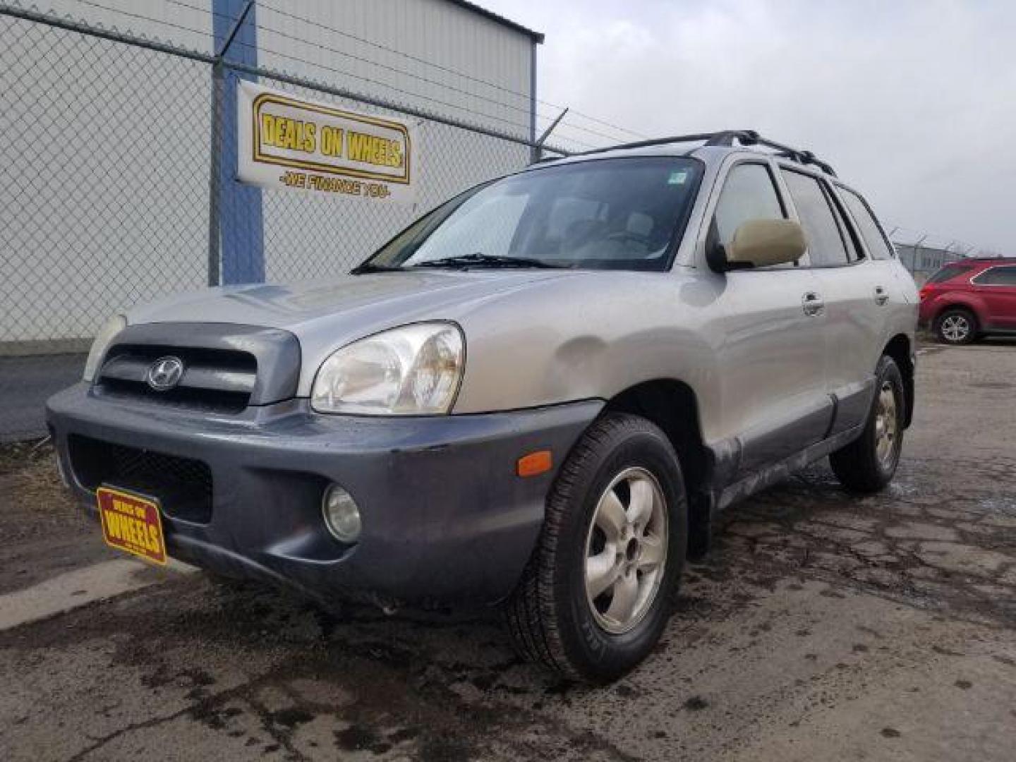 2005 Hyundai Santa Fe GLS 2.7L 4WD (KM8SC73D65U) with an 2.7L V6 DOHC 24V engine, 4-Speed Automatic transmission, located at 1800 West Broadway, Missoula, 59808, (406) 543-1986, 46.881348, -114.023628 - Photo#0