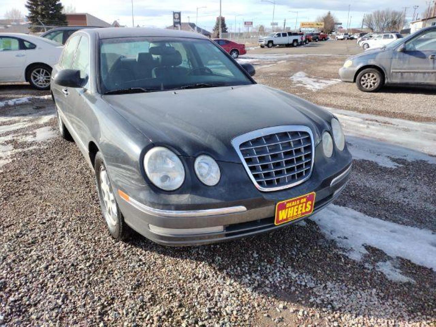 2005 Kia Amanti Sedan (KNALD124X55) with an 3.5L V6 DOHC 24V engine, 5-Speed Automatic transmission, located at 4801 10th Ave S,, Great Falls, MT, 59405, 0.000000, 0.000000 - Photo#6