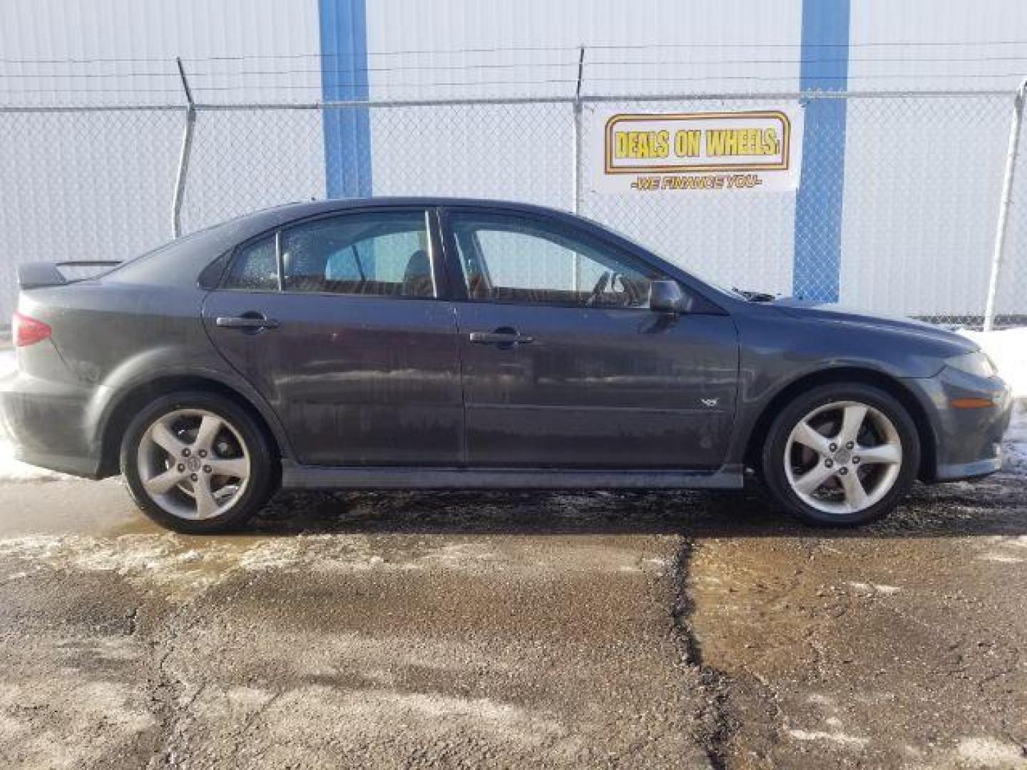 2005 Mazda Mazda6 s 5-Door (1YVHP84DX55) with an 3.0L V6 DOHC 24V engine, located at 4801 10th Ave S,, Great Falls, MT, 59405, 0.000000, 0.000000 - Photo#3