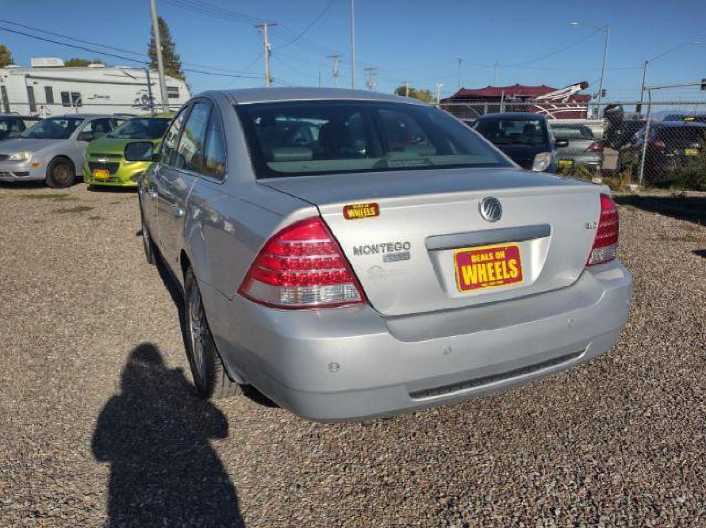 2005 Mercury Montego Premier AWD (1MEHM43145G) with an 3.0L V6 DOHC 24V engine, Continuously Variable Transmission transmission, located at 4801 10th Ave S,, Great Falls, MT, 59405, 0.000000, 0.000000 - Photo#2