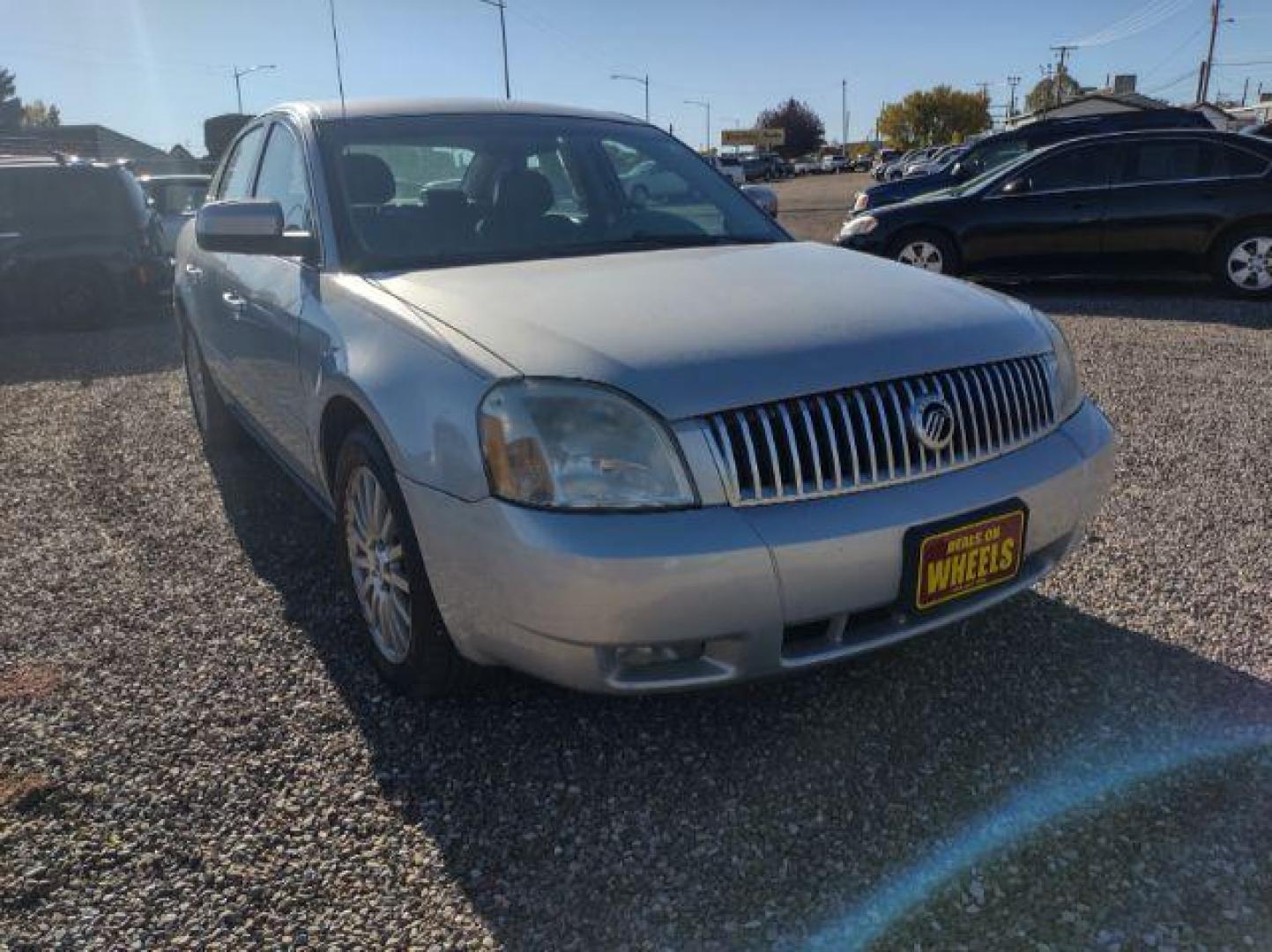 2005 Mercury Montego Premier AWD (1MEHM43145G) with an 3.0L V6 DOHC 24V engine, Continuously Variable Transmission transmission, located at 4801 10th Ave S,, Great Falls, MT, 59405, 0.000000, 0.000000 - Photo#6