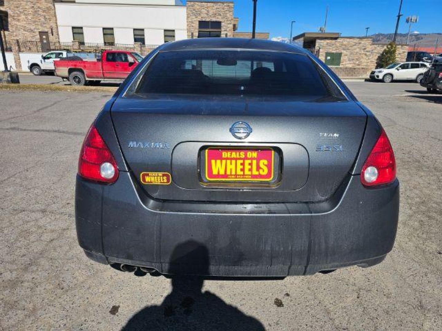 2005 Nissan Maxima SL (1N4BA41E25C) with an 3.5L V6 DOHC 24V engine, 5-Speed Automatic transmission, located at 1800 West Broadway, Missoula, 59808, (406) 543-1986, 46.881348, -114.023628 - Photo#4