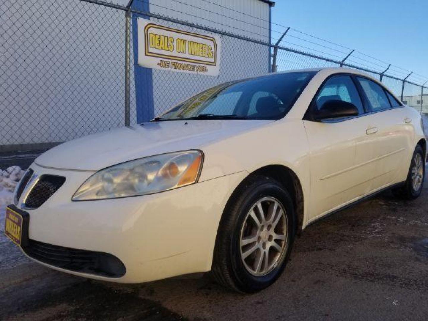 2005 Pontiac G6 Base (1G2ZG528454) with an 3.5L V6 OHV 12V engine, 4-Speed Automatic transmission, located at 1821 N Montana Ave., Helena, MT, 59601, 0.000000, 0.000000 - Photo#0