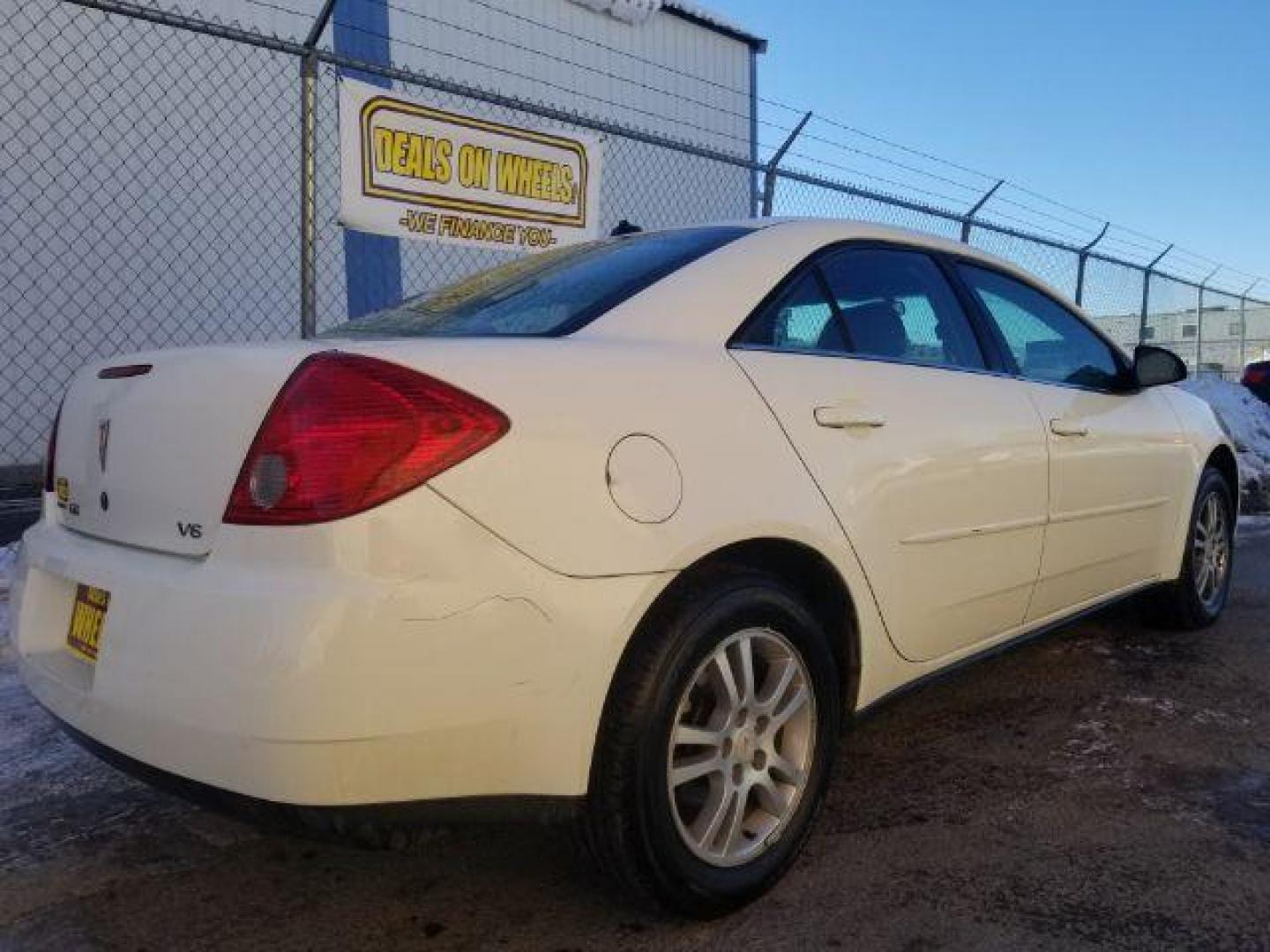 2005 Pontiac G6 Base (1G2ZG528454) with an 3.5L V6 OHV 12V engine, 4-Speed Automatic transmission, located at 1821 N Montana Ave., Helena, MT, 59601, 0.000000, 0.000000 - Photo#4