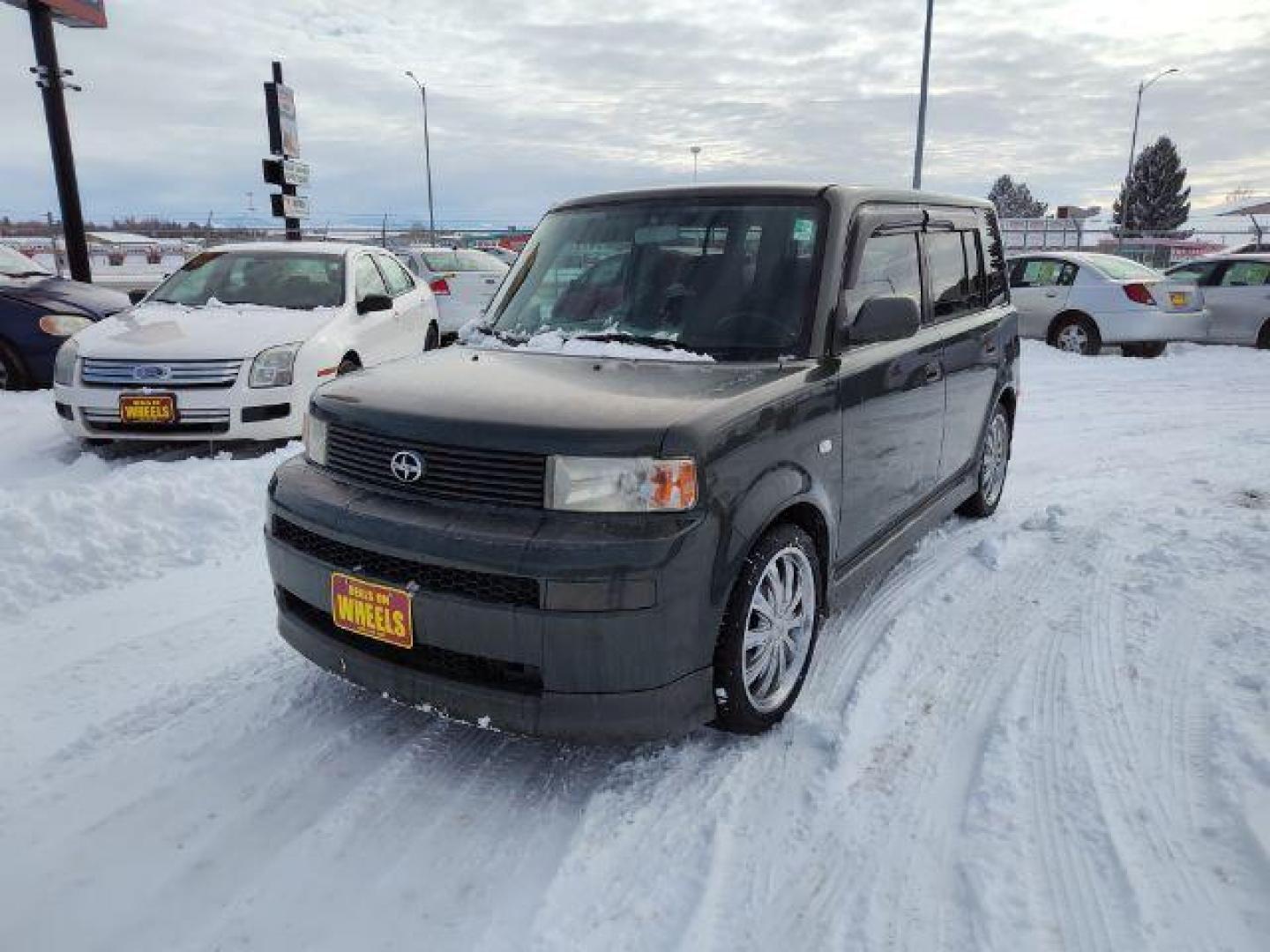 2005 Scion xB Wagon (JTLKT324054) with an 1.5L L4 DOHC 16V engine, located at 4801 10th Ave S,, Great Falls, MT, 59405, 0.000000, 0.000000 - Photo#0