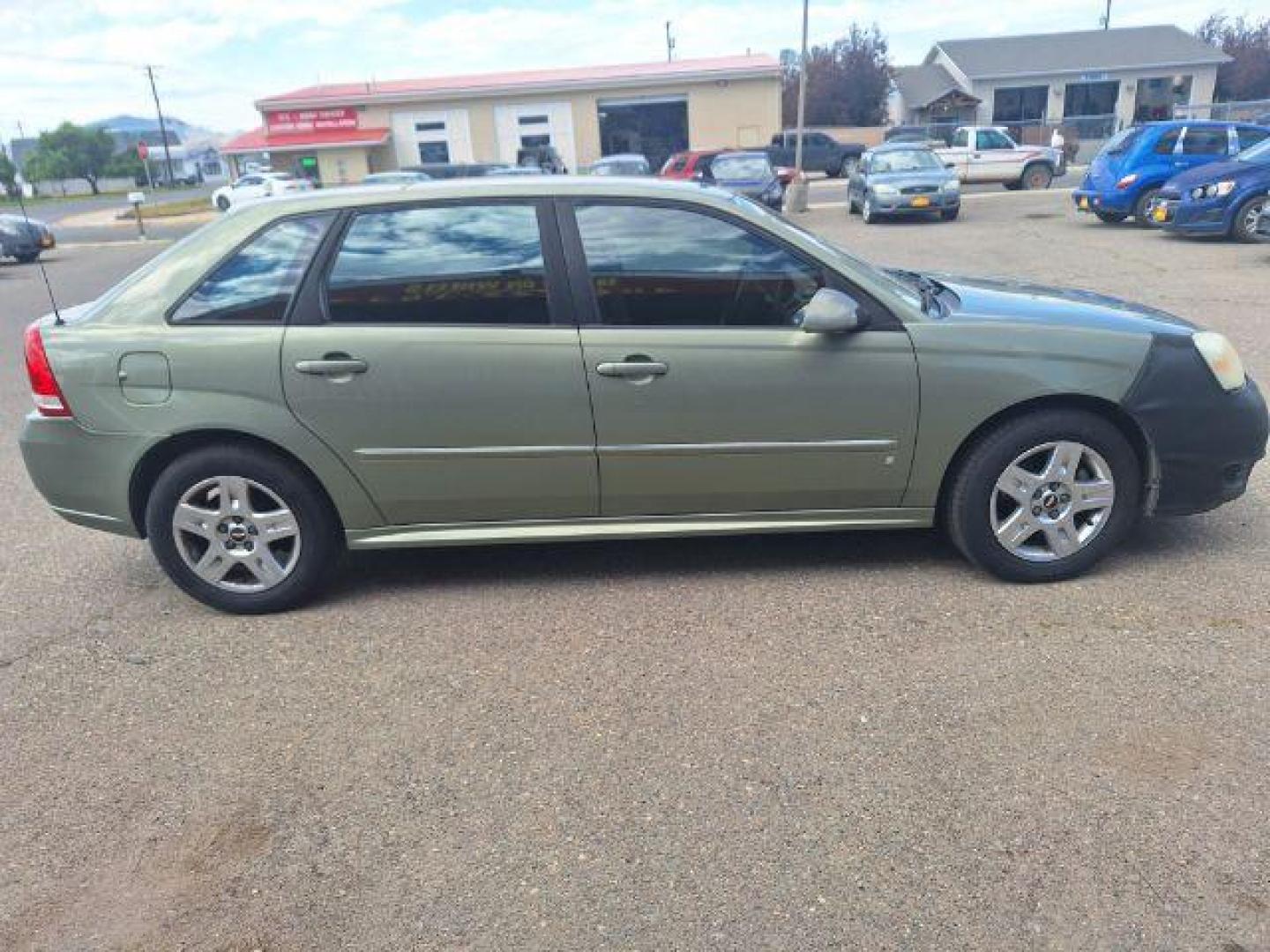 2006 Chevrolet Malibu MAXX LT (1G1ZT63876F) with an 3.5L V6 OHV 12V engine, 4-Speed Automatic transmission, located at 1821 N Montana Ave., Helena, MT, 59601, 0.000000, 0.000000 - Photo#2