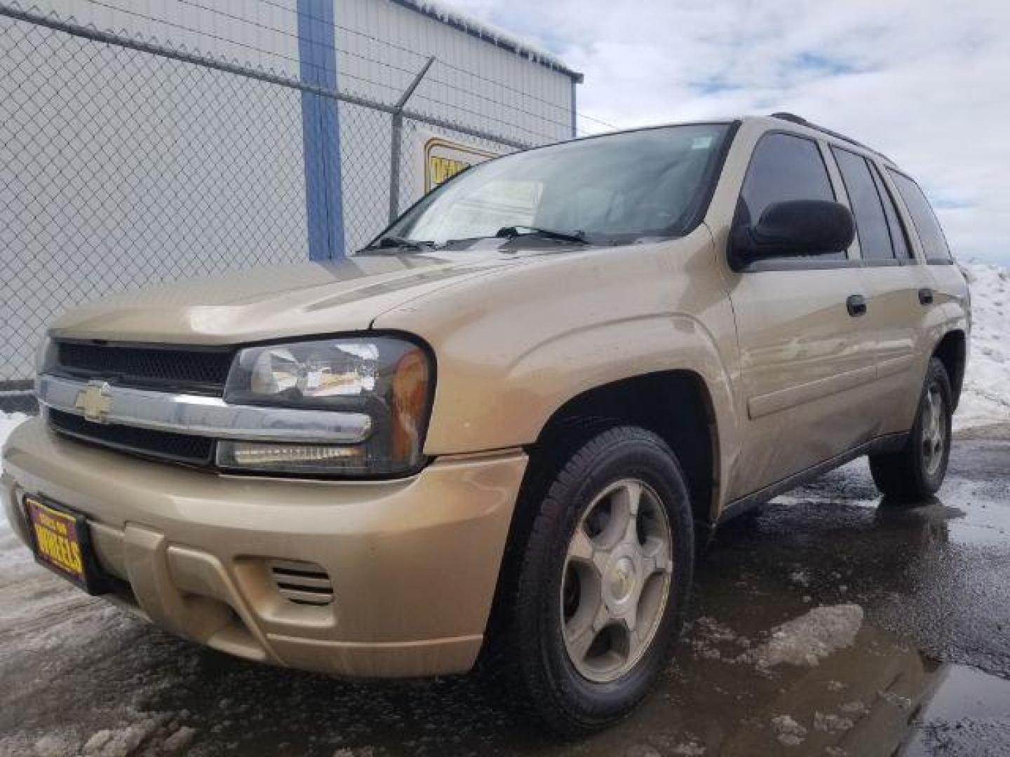 2006 Chevrolet TrailBlazer LS 4WD (1GNDT13S362) with an 4.2L L6 DOHC 24V engine, 4-Speed Automatic transmission, located at 1800 West Broadway, Missoula, 59808, (406) 543-1986, 46.881348, -114.023628 - Photo#0