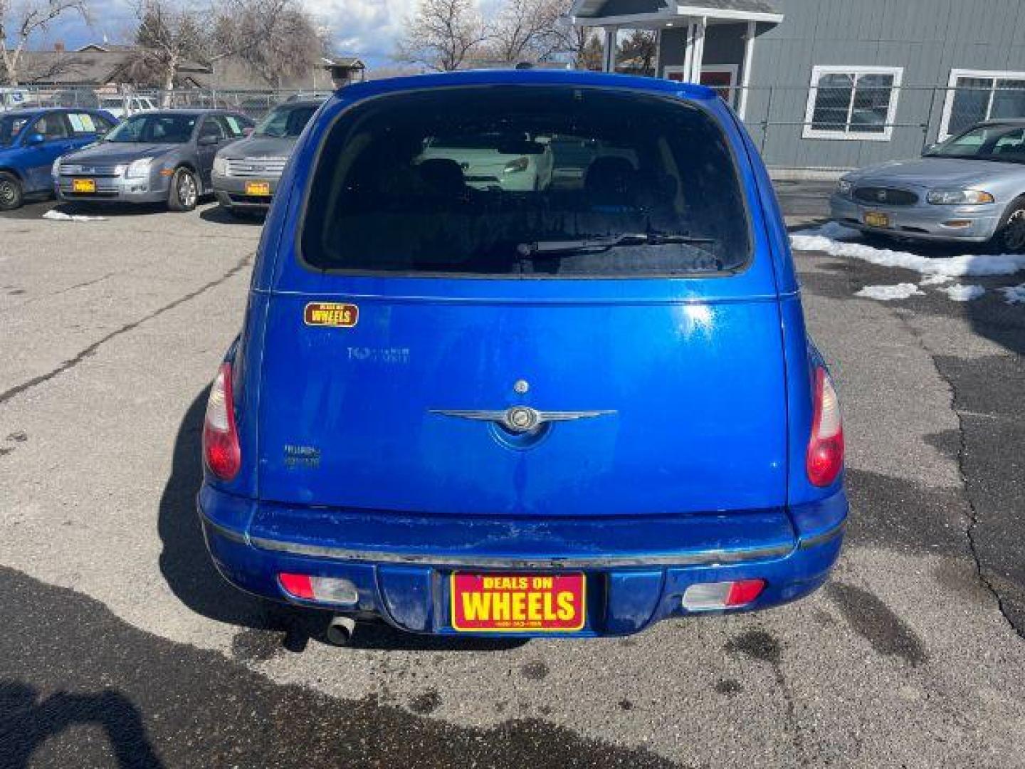 2006 Chrysler PT Cruiser Touring Edition (3A4FY58B46T) with an 2.4L L4 DOHC 16V engine, located at 1821 N Montana Ave., Helena, MT, 59601, 0.000000, 0.000000 - Photo#4