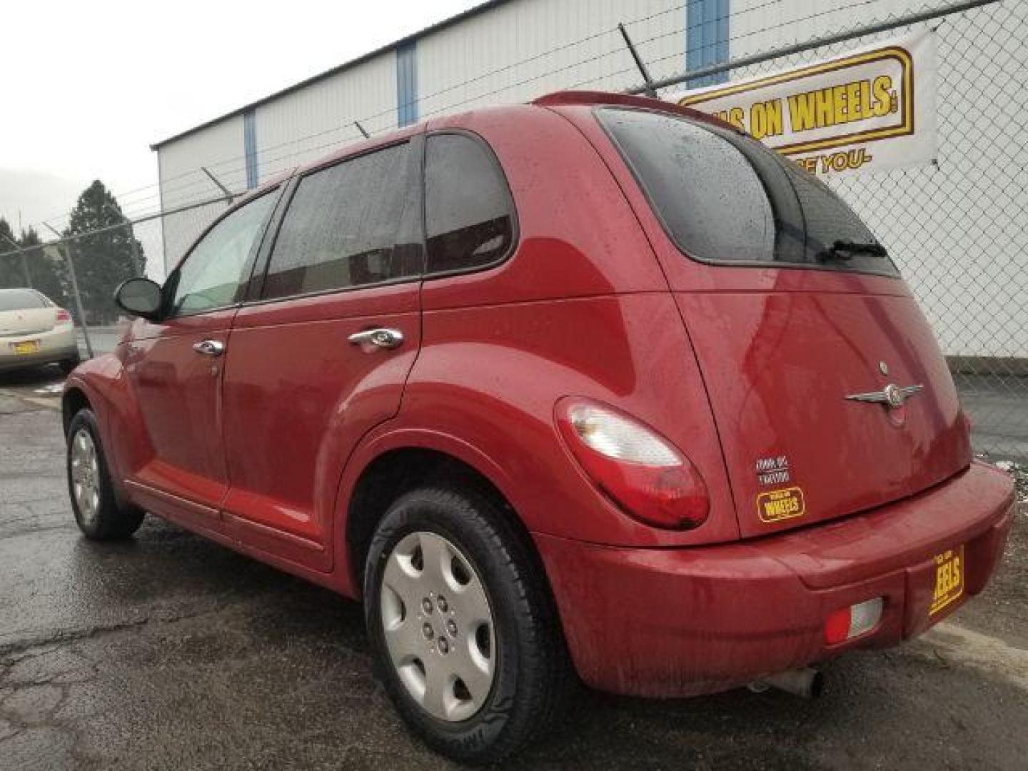 2006 Chrysler PT Cruiser Touring Edition (3A4FY58B56T) with an 2.4L L4 DOHC 16V engine, located at 1821 N Montana Ave., Helena, MT, 59601, 0.000000, 0.000000 - Photo#5