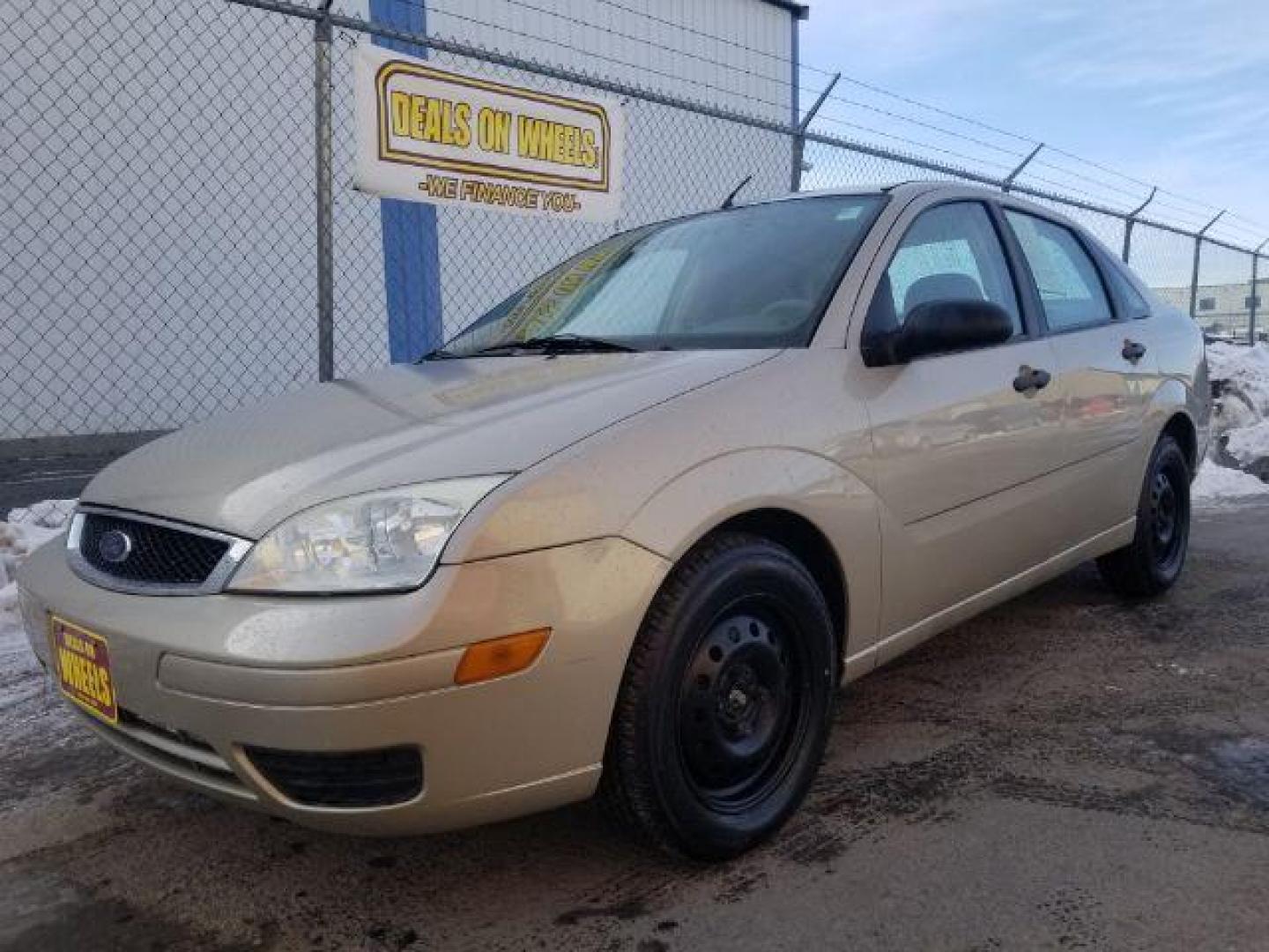 2006 Ford Focus ZX4 S (1FAFP34N66W) with an 2.0L L4 DOHC 16V engine, located at 1800 West Broadway, Missoula, 59808, (406) 543-1986, 46.881348, -114.023628 - Photo#0