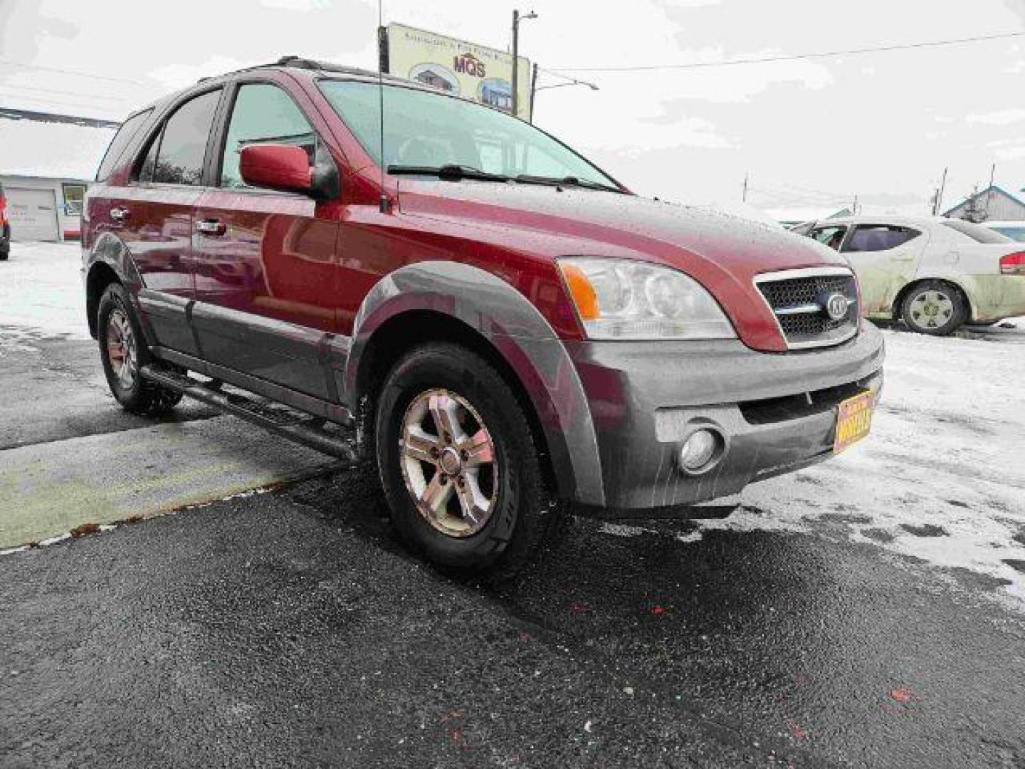 2006 Kia Sorento EX 4WD (KNDJC733665) with an 3.5L V6 DOHC 16V engine, 5-Speed Automatic transmission, located at 601 E. Idaho St., Kalispell, MT, 59901, 0.000000, 0.000000 - Photo#6