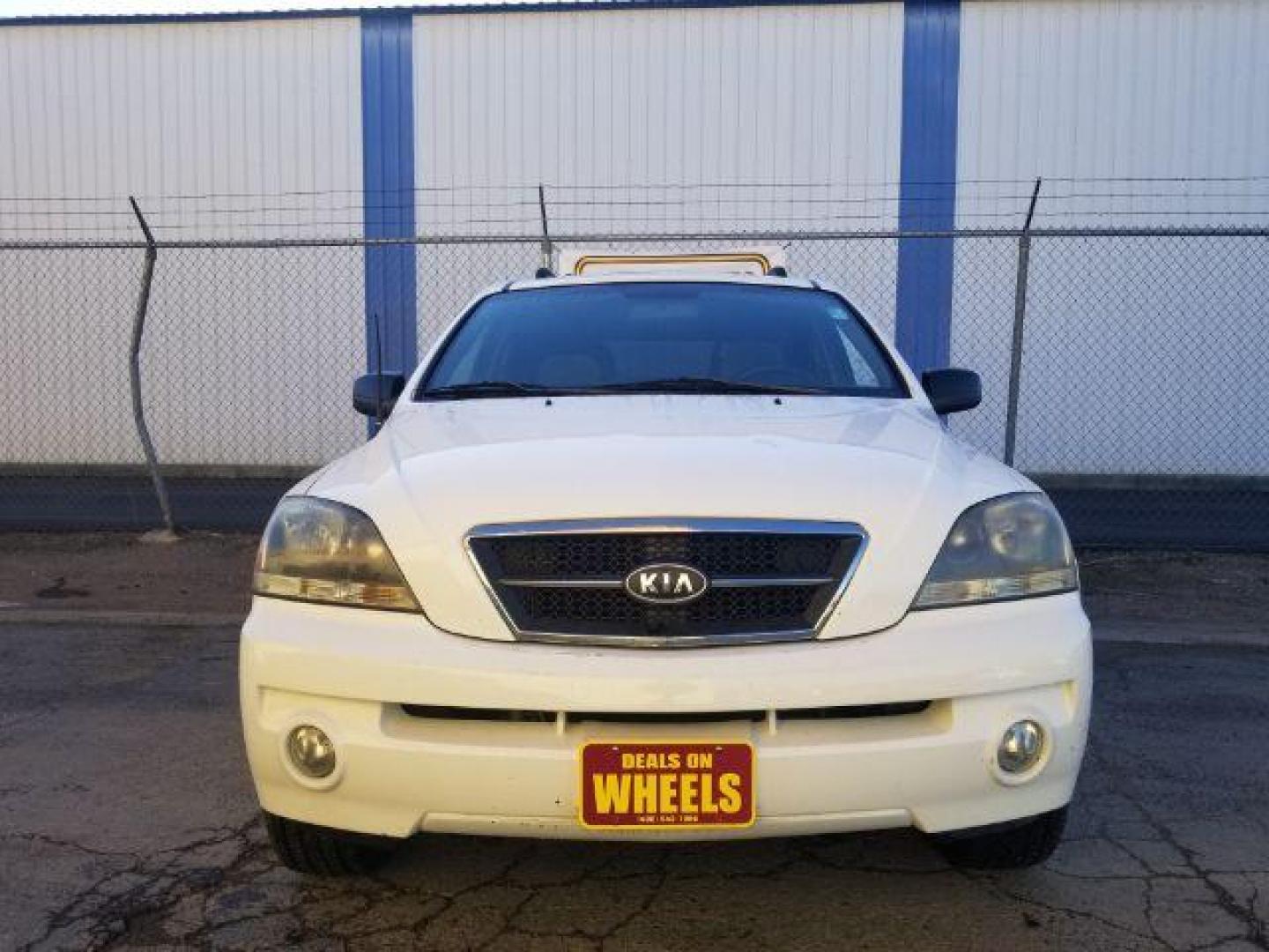 2006 Kia Sorento LX 4WD (KNDJC733865) with an 3.5L V6 DOHC 16V engine, located at 601 E. Idaho St., Kalispell, MT, 59901, 0.000000, 0.000000 - Photo#1