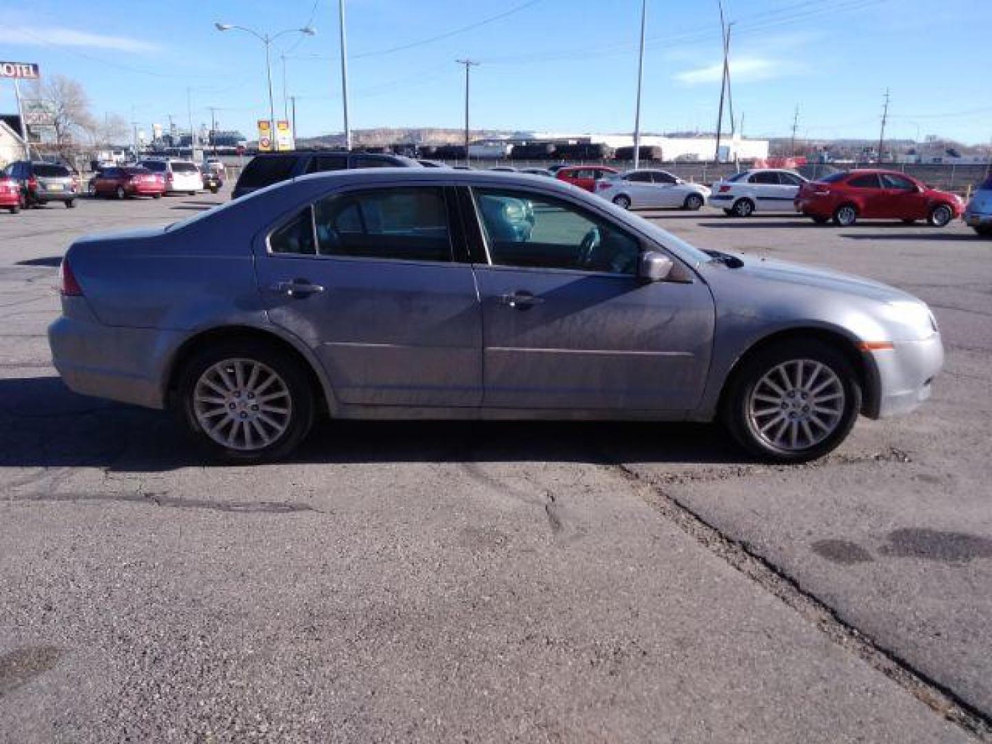 2006 Mercury Milan V6 Premier (3MEHM08196R) with an 3.0L V6 DOHC 24V engine, 6-Speed Automatic transmission, located at 1800 West Broadway, Missoula, 59808, (406) 543-1986, 46.881348, -114.023628 - Photo#3