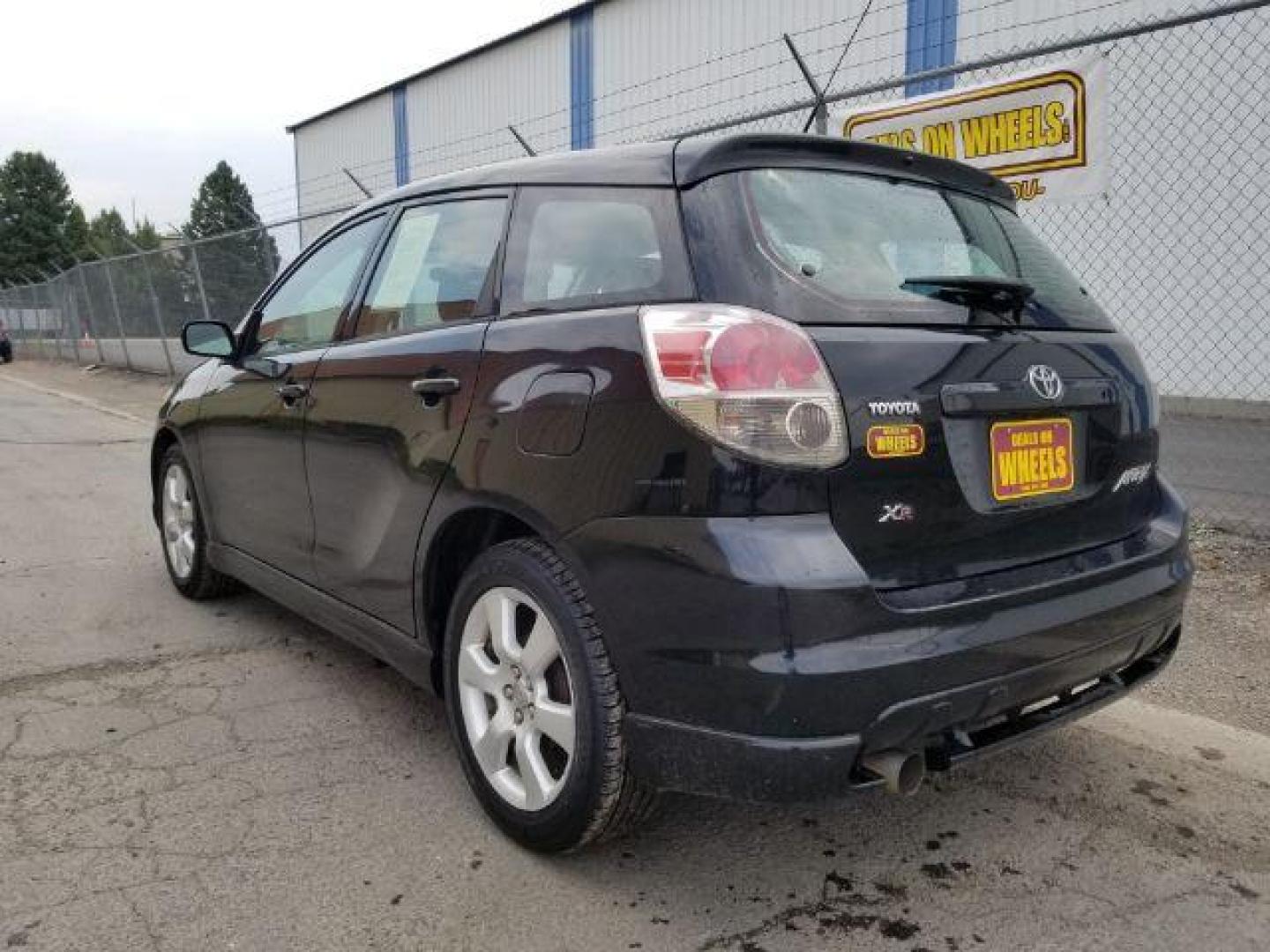 2006 Toyota Matrix XR 2WD (2T1KR32E86C) with an 1.8L L4 DOHC 16V engine, located at 4801 10th Ave S,, Great Falls, MT, 59405, 0.000000, 0.000000 - Photo#3