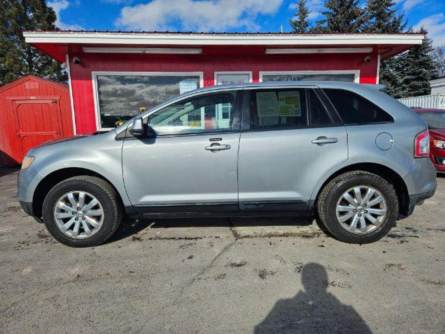 2007 Ford Edge SEL FWD (2FMDK38C57B) with an 3.5L V6 DOHC 24V engine, 6-Speed Automatic transmission, located at 601 E. Idaho St., Kalispell, MT, 59901, 0.000000, 0.000000 - Photo#1