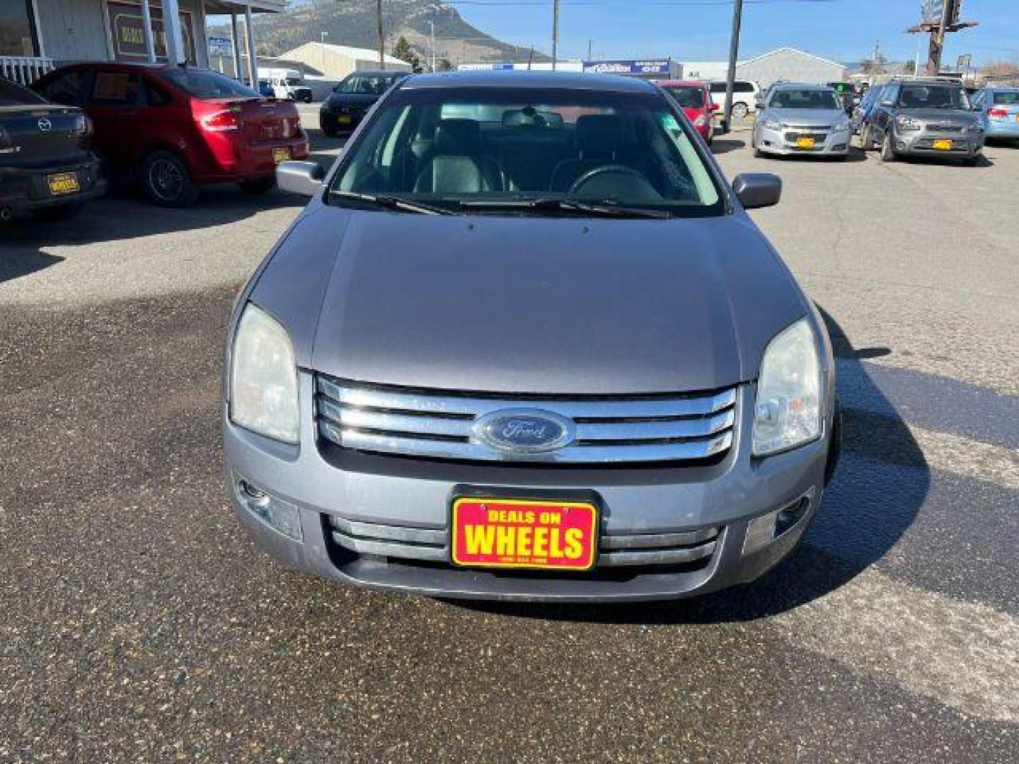 2007 Ford Fusion V6 SEL AWD (3FAHP021X7R) with an 3.0L V6 DOHC 24V engine, located at 1821 N Montana Ave., Helena, MT, 59601, 0.000000, 0.000000 - Photo#1