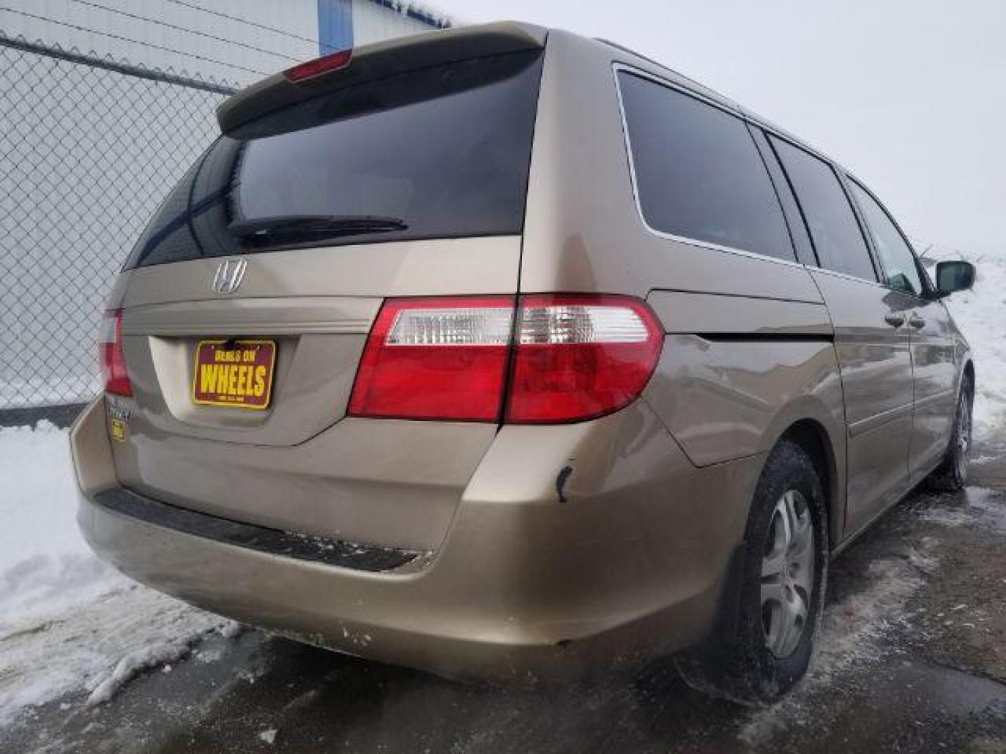 2007 Honda Odyssey EX-L (5FNRL38697B) , located at 4047 Montana Ave., Billings, MT, 59101, 45.770847, -108.529800 - Photo#4