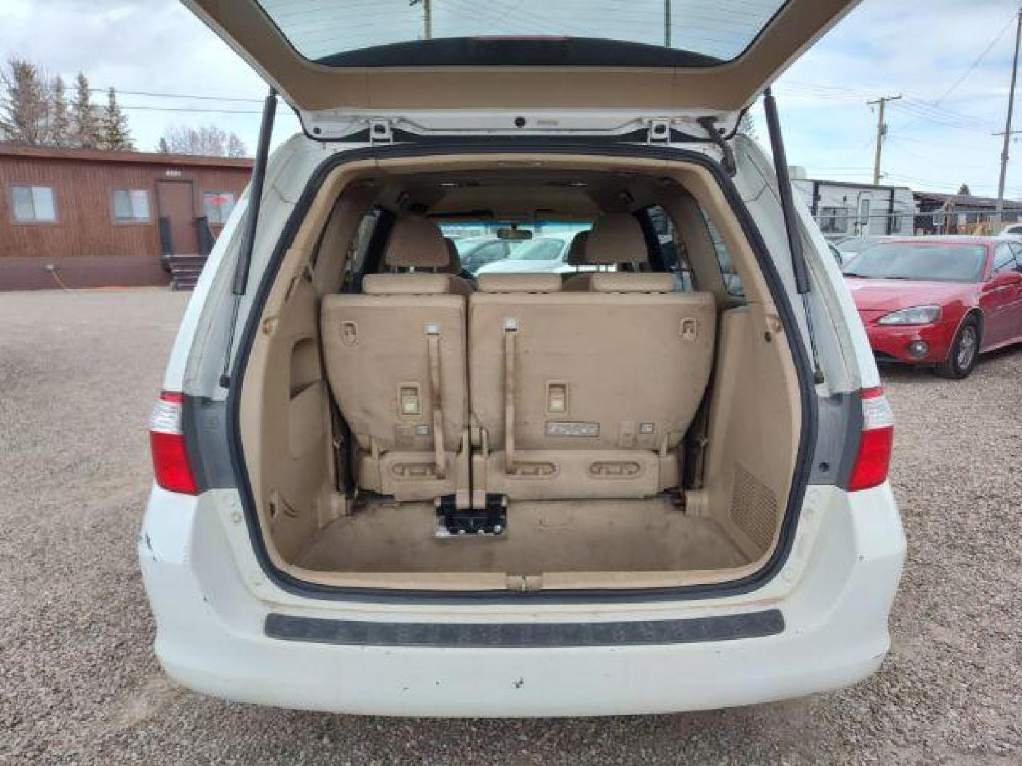 2007 Honda Odyssey LX (5FNRL38247B) with an 3.5L V6 SOHC 24V engine, 5-Speed Automatic transmission, located at 4801 10th Ave S,, Great Falls, MT, 59405, 0.000000, 0.000000 - Photo#13