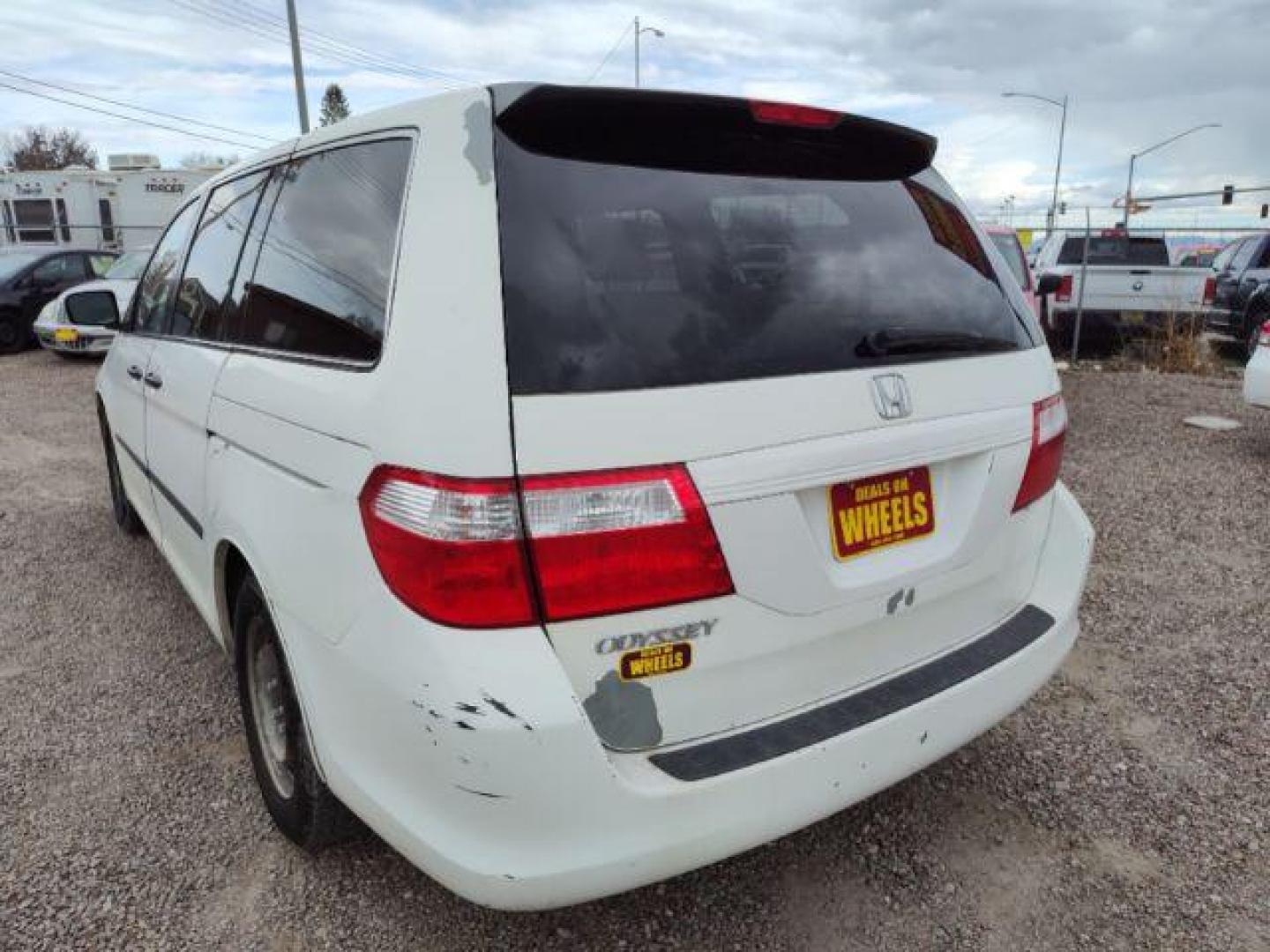 2007 Honda Odyssey LX (5FNRL38247B) with an 3.5L V6 SOHC 24V engine, 5-Speed Automatic transmission, located at 4801 10th Ave S,, Great Falls, MT, 59405, 0.000000, 0.000000 - Photo#2