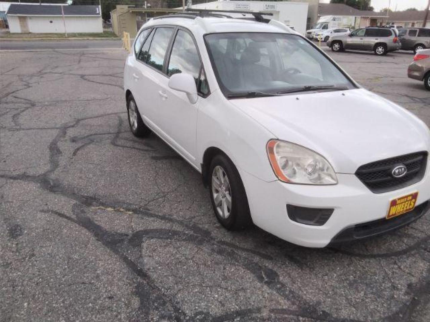 2007 Kia Rondo LX (KNAFG525177) with an 2.4L L4 DOHC 16V engine, 4-Speed Automatic transmission, located at 4047 Montana Ave., Billings, MT, 59101, 45.770847, -108.529800 - Photo#2