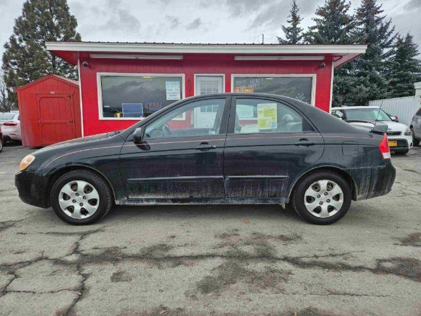 2007 Kia Spectra EX (KNAFE122675) with an 2.0L L4 DOHC 16V engine, located at 601 E. Idaho St., Kalispell, MT, 59901, 0.000000, 0.000000 - Photo#1