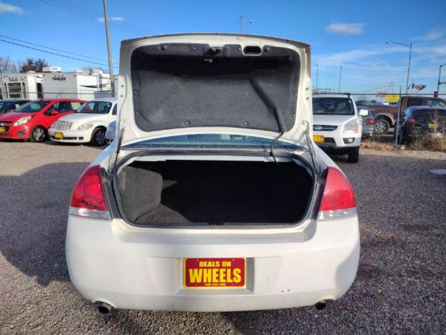 2008 Chevrolet Impala LTZ (2G1WU583081) with an 3.9L V6 OHV 12V FFV engine, 4-Speed Automatic transmission, located at 4801 10th Ave S,, Great Falls, MT, 59405, 0.000000, 0.000000 - Photo#12