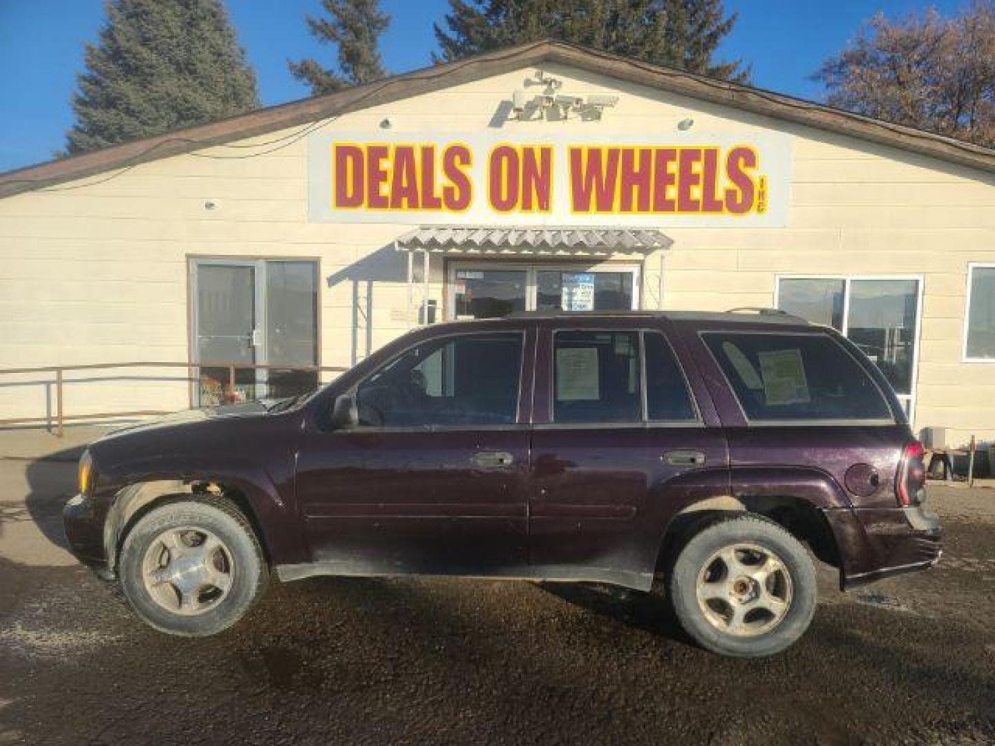 2008 Chevrolet TrailBlazer LT2 4WD (1GNDT13S782) with an 4.2L L6 DOHC 24V engine, 4-Speed Automatic transmission, located at 1800 West Broadway, Missoula, 59808, (406) 543-1986, 46.881348, -114.023628 - Photo#5