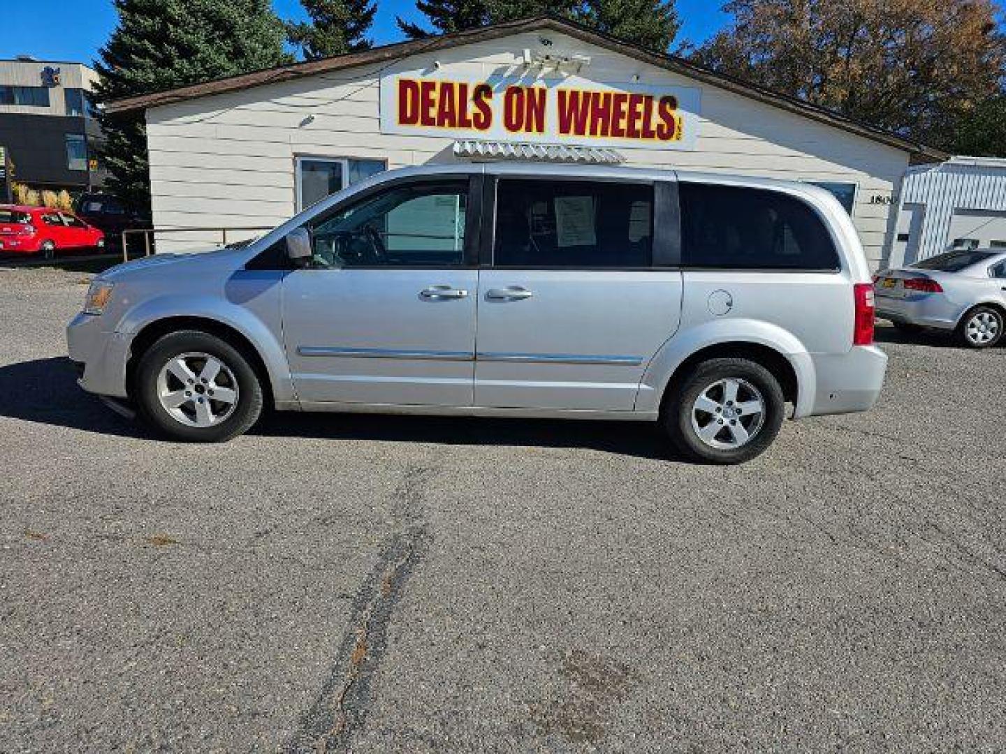 2008 Dodge Grand Caravan SXT (1D8HN54P18B) with an 3.8L V6 OHV 12V engine, 4-Speed Automatic transmission, located at 1800 West Broadway, Missoula, 59808, (406) 543-1986, 46.881348, -114.023628 - Photo#5