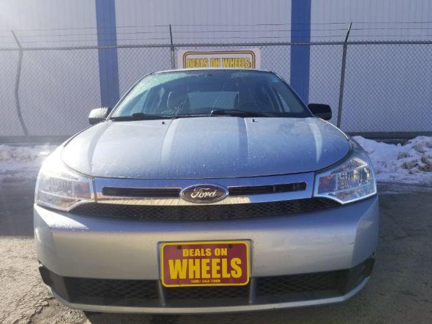 2008 Ford Focus SES Sedan (1FAHP35NX8W) with an 2.0L L4 DOHC 16V engine, located at 4047 Montana Ave., Billings, MT, 59101, 45.770847, -108.529800 - Photo#1