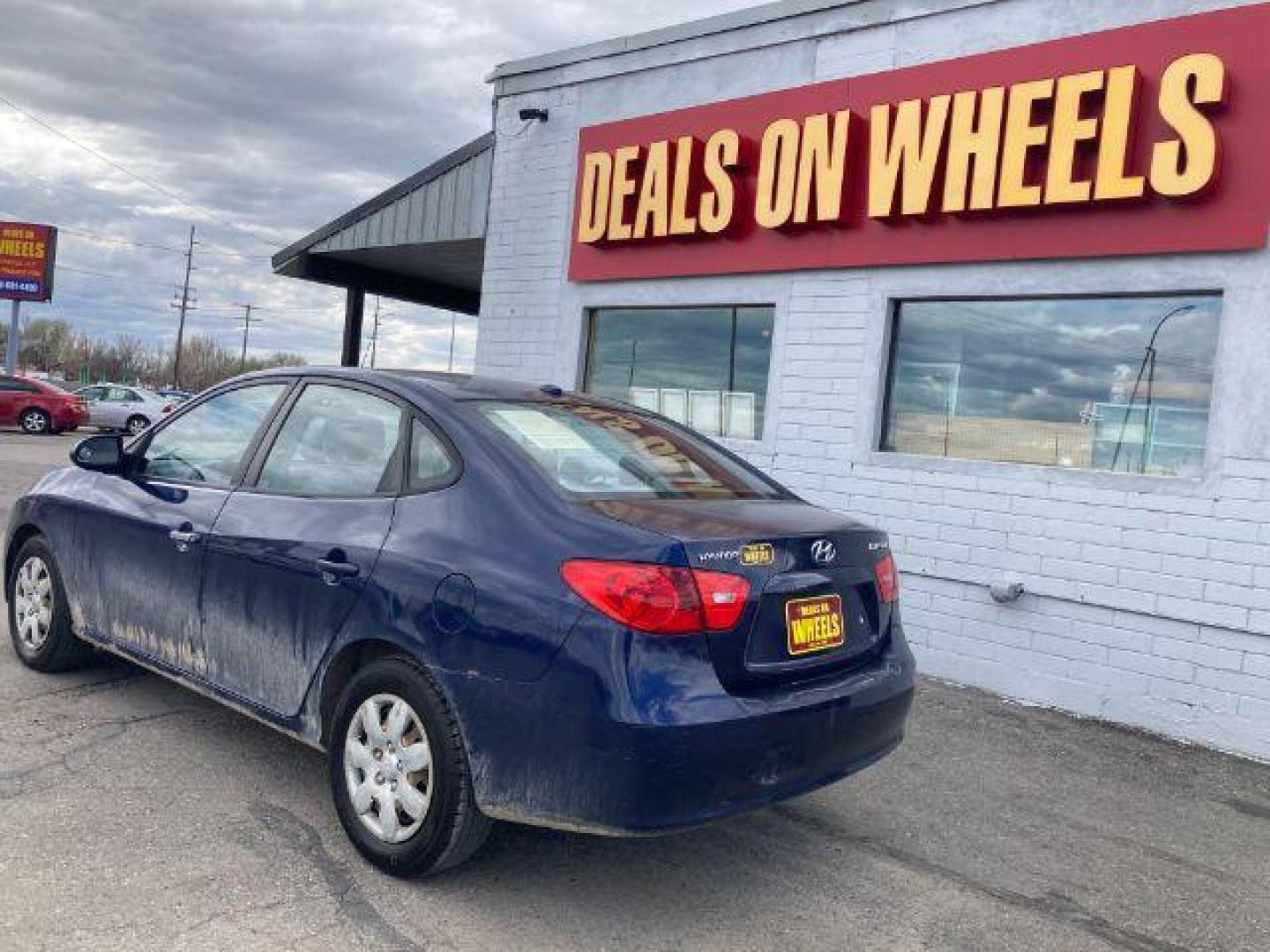 2008 Hyundai Elantra SE (KMHDU46D48U) with an 2.0L L4 DOHC 16V engine, located at 4047 Montana Ave., Billings, MT, 59101, 45.770847, -108.529800 - Photo#4