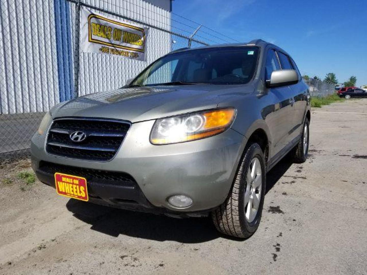 2008 Hyundai Santa Fe Limited AWD (5NMSH73E18H) with an 3.3L V6 DOHC 24V engine, 5-Speed Automatic transmission, located at 1821 N Montana Ave., Helena, MT, 59601, 0.000000, 0.000000 - Photo#0