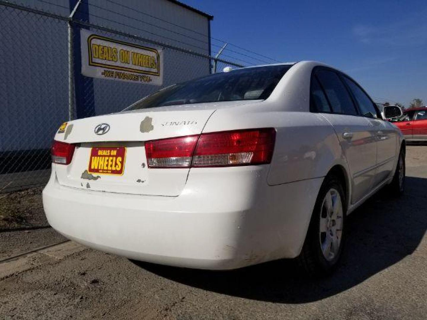 2008 Hyundai Sonata GLS (5NPET46C78H) with an 2.4L L4 DOHC 16V engine, located at 4801 10th Ave S,, Great Falls, MT, 59405, 0.000000, 0.000000 - Photo#4