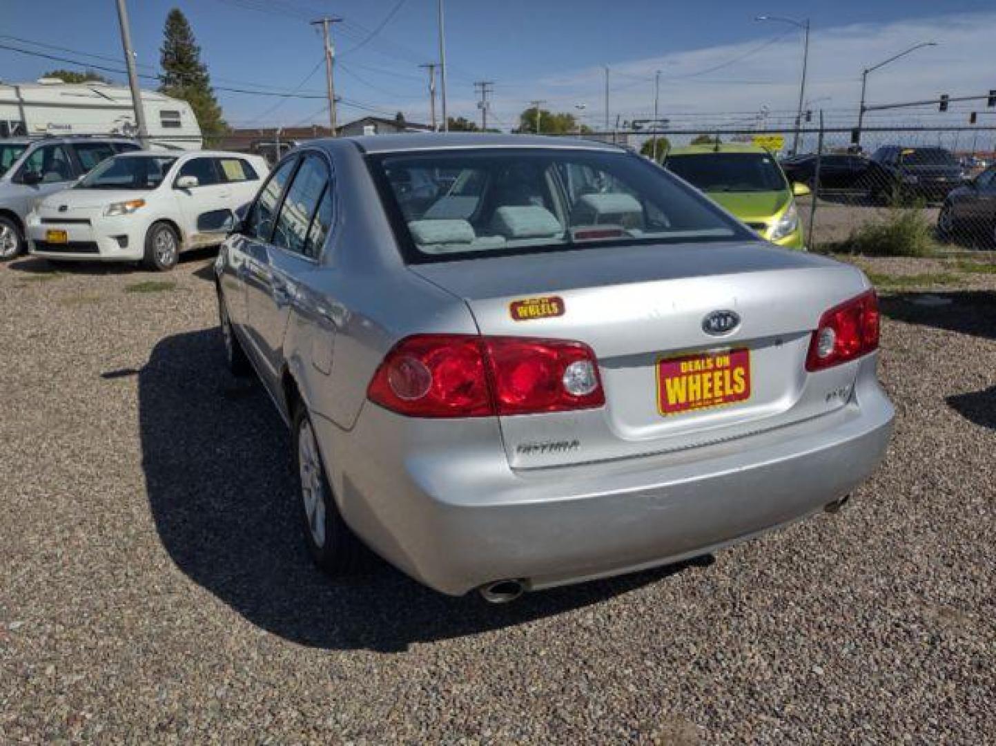 2008 Kia Optima LX V6 (KNAGE124485) with an 2.7L V6 DOHC 24V engine, 4-Speed Automatic transmission, located at 4801 10th Ave S,, Great Falls, MT, 59405, 0.000000, 0.000000 - Photo#2