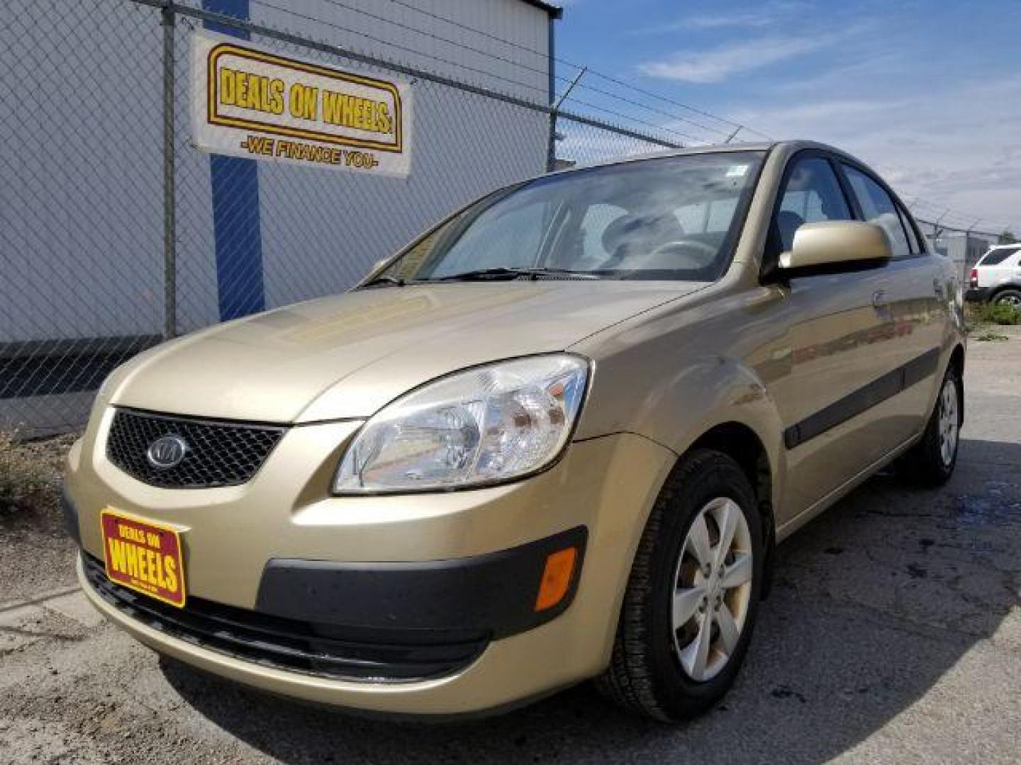 2008 Kia Rio LX (KNADE123186) with an 1.6L L4 DOHC 16V engine, 5-Speed Manual transmission, located at 1800 West Broadway, Missoula, 59808, (406) 543-1986, 46.881348, -114.023628 - Photo#1