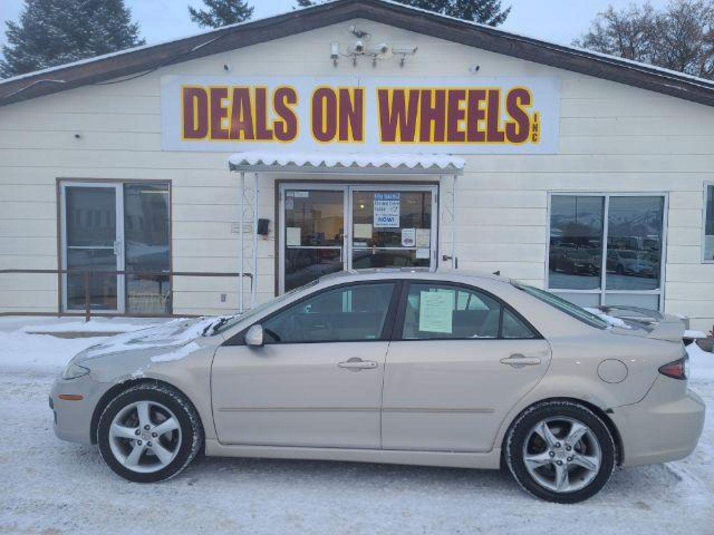 2008 Mazda Mazda6 i Sports Sedan Touri (1YVHP80C185) with an 2.3L L4 DOHC 16V engine, 5-Speed Automatic transmission, located at 1800 West Broadway, Missoula, 59808, (406) 543-1986, 46.881348, -114.023628 - Photo#5