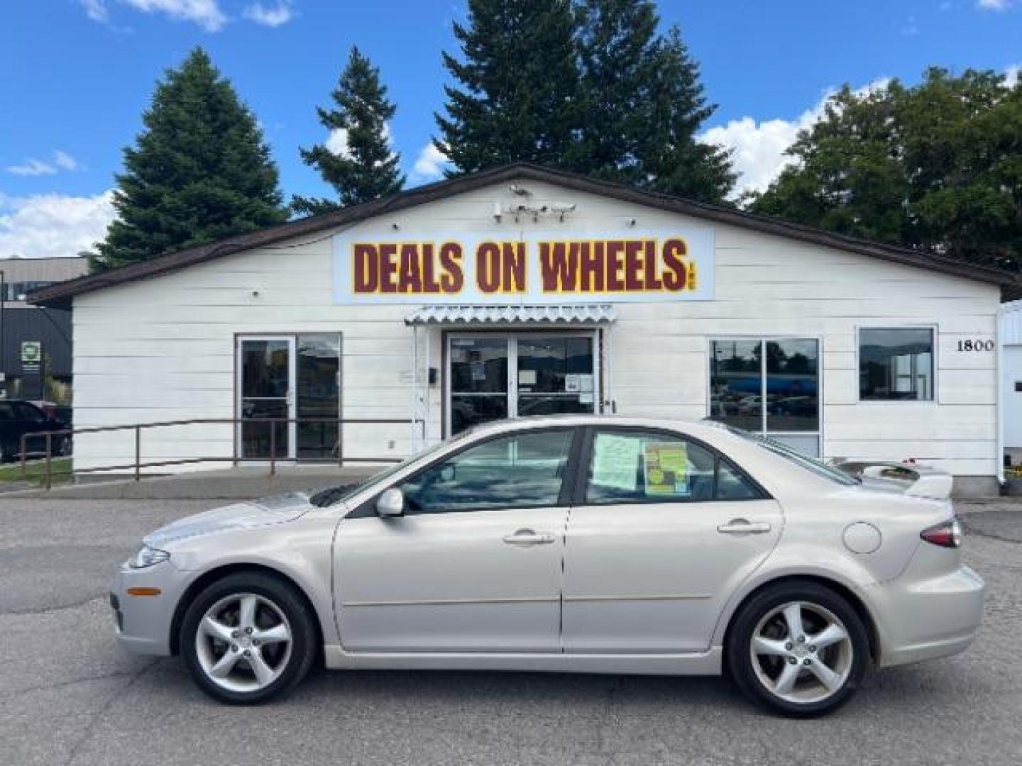 2008 Mazda Mazda6 i Sports Sedan Touri (1YVHP80C185) with an 2.3L L4 DOHC 16V engine, 5-Speed Automatic transmission, located at 1800 West Broadway, Missoula, 59808, (406) 543-1986, 46.881348, -114.023628 - Photo#7