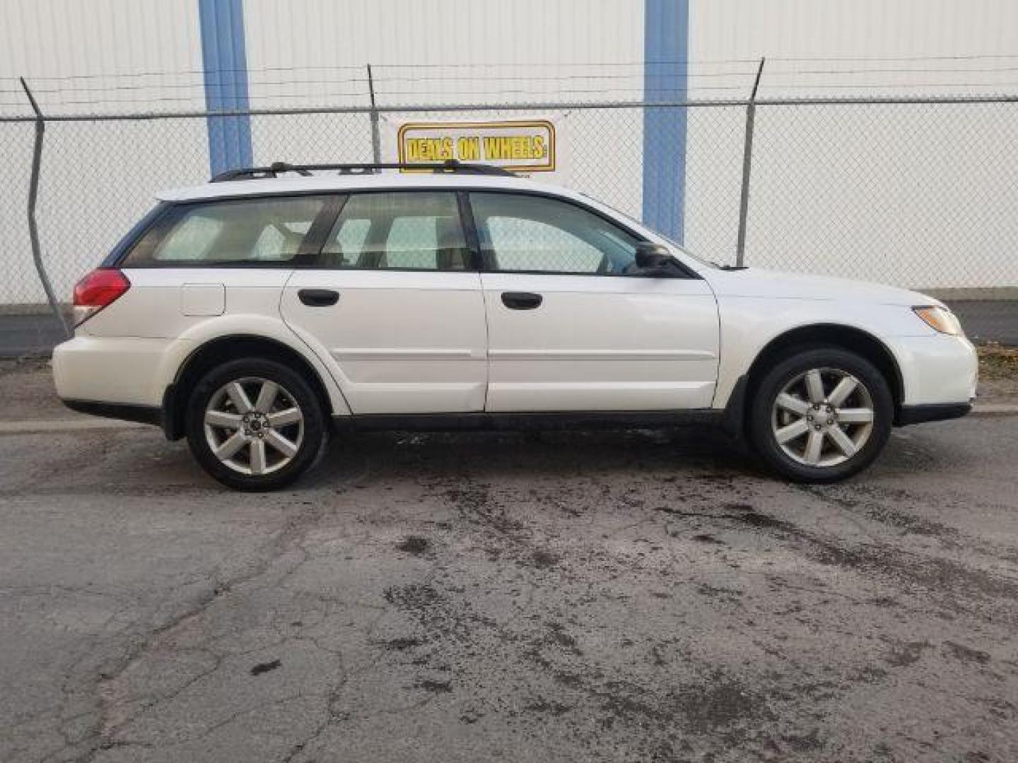 2008 Subaru Outback 2.5i (4S4BP61C487) with an 2.5L H4 SOHC 16V engine, 4-Speed Automatic transmission, located at 4801 10th Ave S,, Great Falls, MT, 59405, 0.000000, 0.000000 - Photo#3