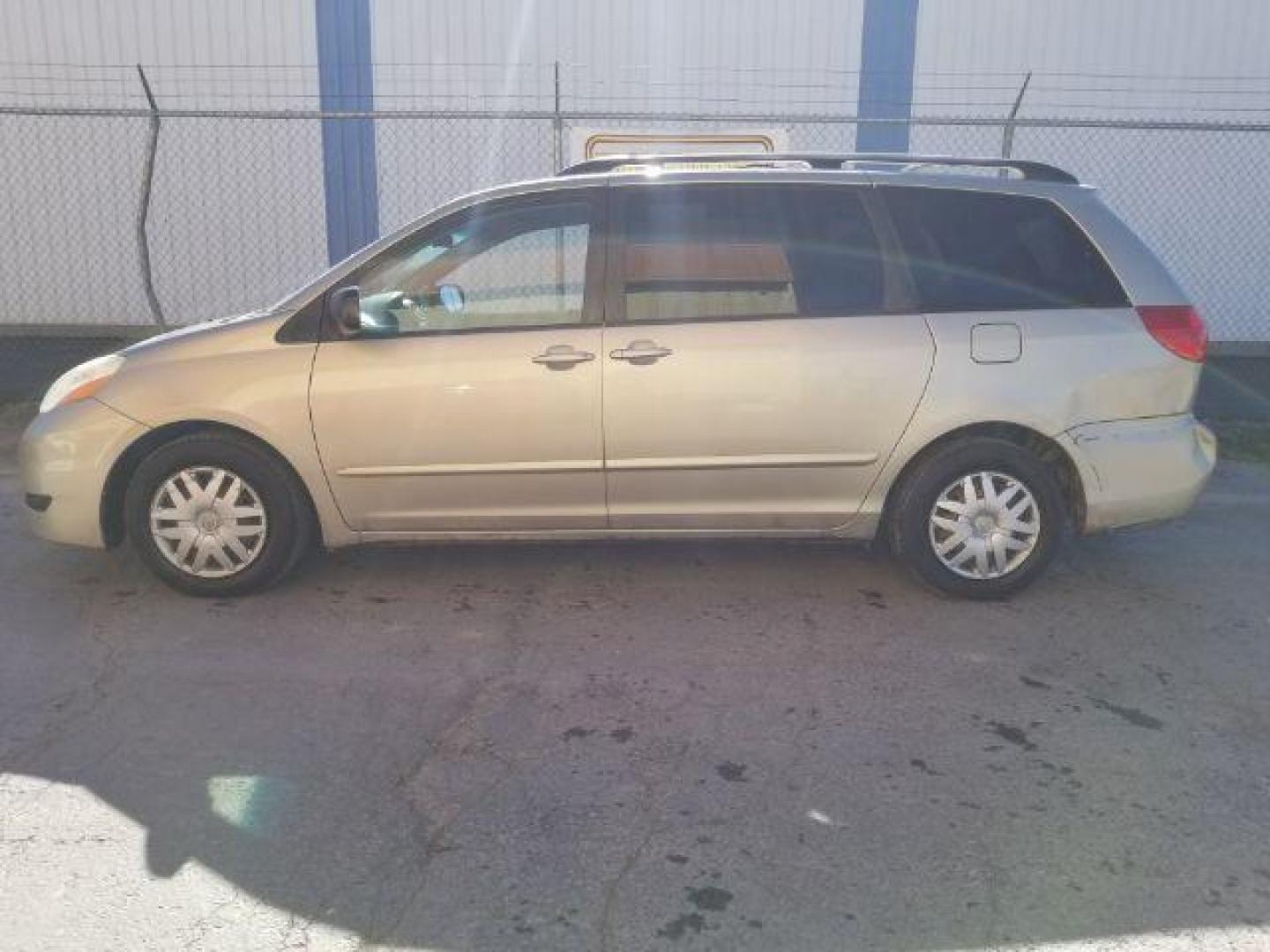 2008 Desert Sand Mica Toyota Sienna CE FWD 8-Passenger (5TDZK23C58S) with an 3.5L V6 EFI DOHC 24V engine, 5-Speed Automatic transmission, located at 601 E. Idaho St., Kalispell, MT, 59901, 0.000000, 0.000000 - Photo#2