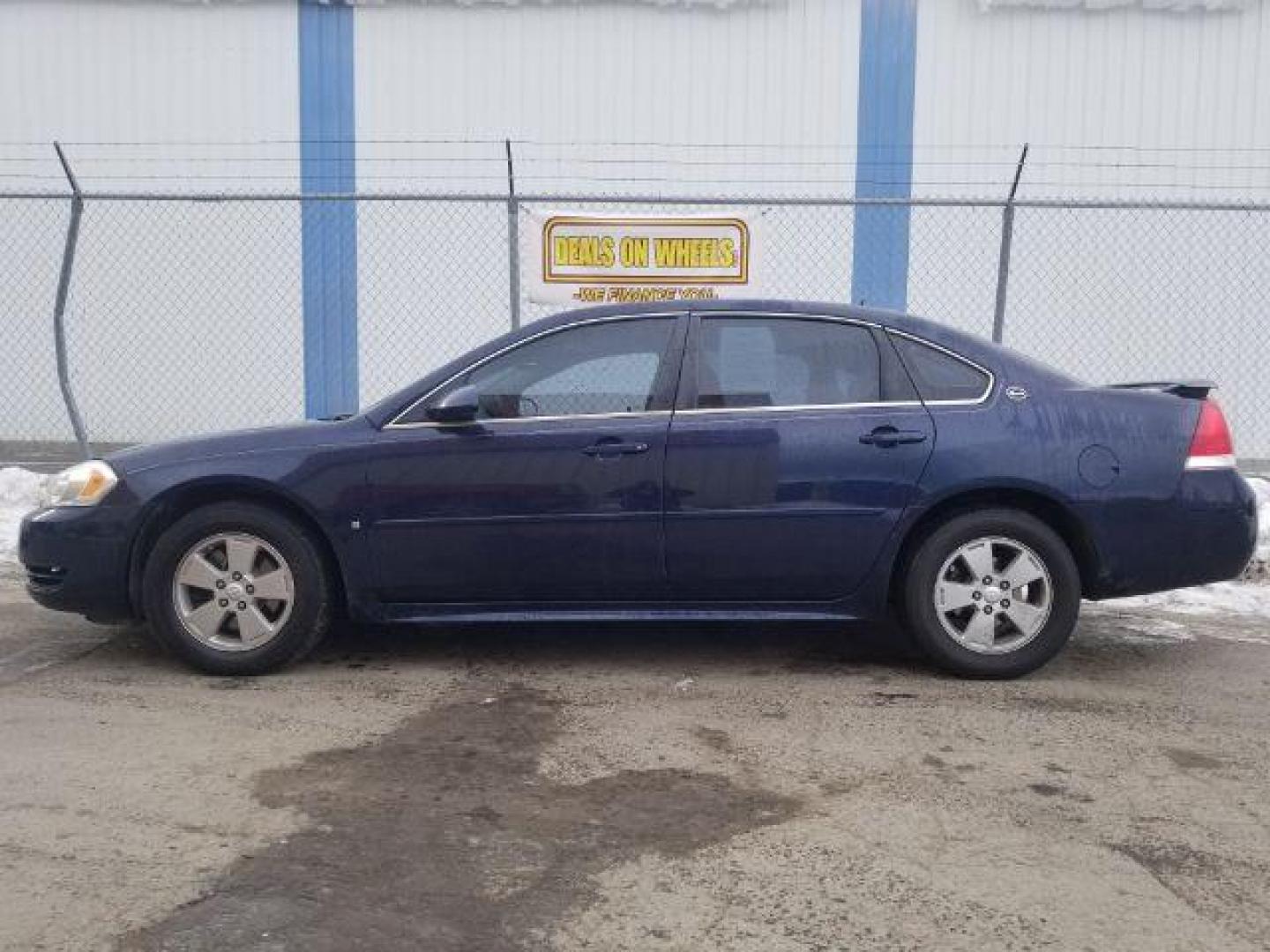 2009 Imperial Blue Metall Chevrolet Impala LT (2G1WT57KX91) with an 3.5L V6 OHV 12V FFV engine, 4-Speed Automatic transmission, located at 1800 West Broadway, Missoula, 59808, (406) 543-1986, 46.881348, -114.023628 - Photo#6