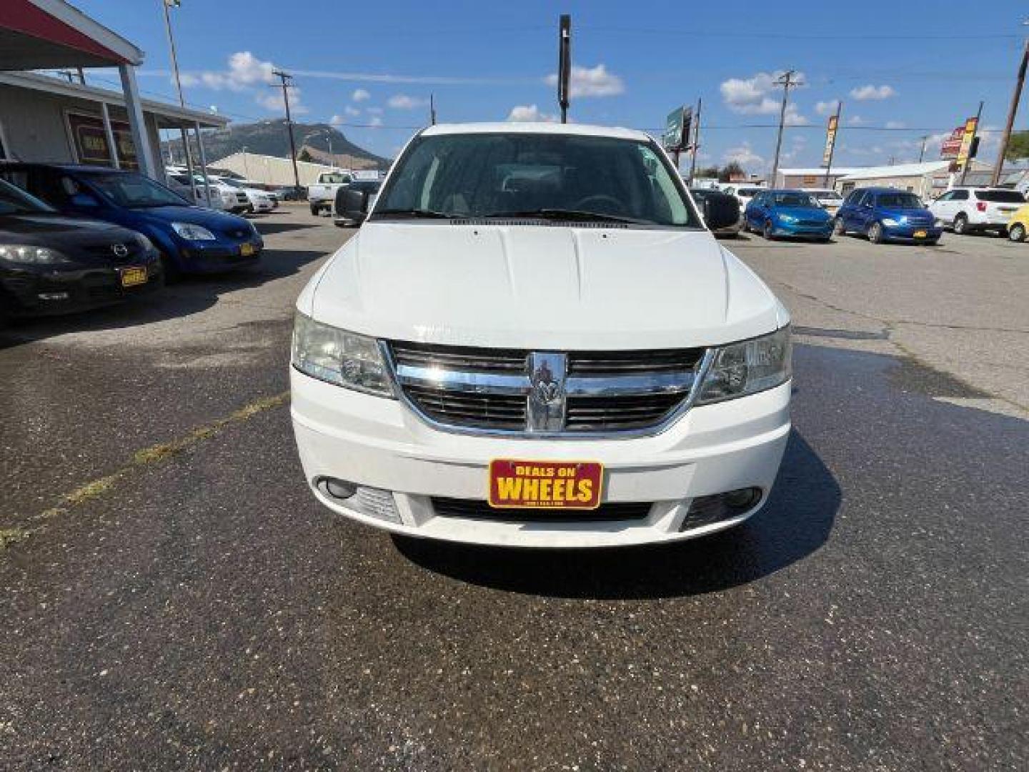 2009 Dodge Journey SE (3D4GG47B19T) with an 2.4L L4 DOHC 16V engine, 4-Speed Automatic transmission, located at 1821 N Montana Ave., Helena, MT, 59601, 0.000000, 0.000000 - Photo#1