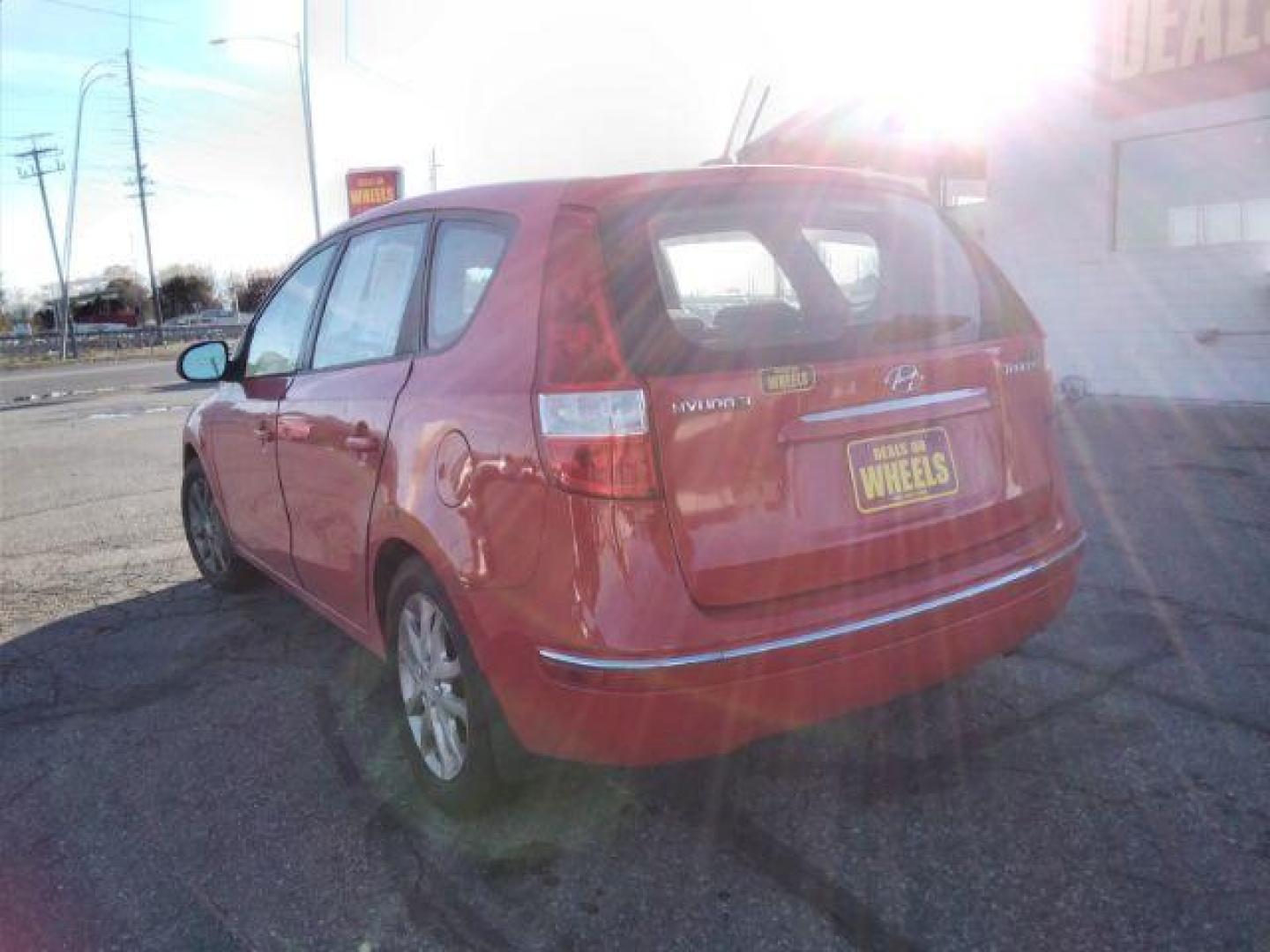 2009 Hyundai Elantra Automatic (KMHDC86E19U) with an 2.0L L4 DOHC 16V engine, 4-Speed Automatic transmission, located at 4047 Montana Ave., Billings, MT, 59101, 45.770847, -108.529800 - Photo#7