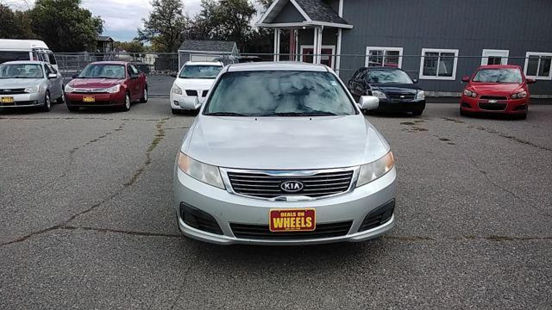 2009 Kia Optima LX (KNAGE228395) with an 2.4L L4 DOHC 16V engine, 4-Speed Automatic transmission, located at 1821 N Montana Ave., Helena, MT, 59601, 0.000000, 0.000000 - Photo#1