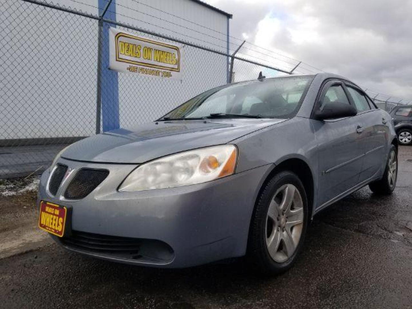 2009 Pontiac G6 Sedan (1G2ZG57BX94) with an 2.4L L4 DOHC 16V engine, 4-Speed Automatic transmission, located at 4801 10th Ave S,, Great Falls, MT, 59405, 0.000000, 0.000000 - Photo#0